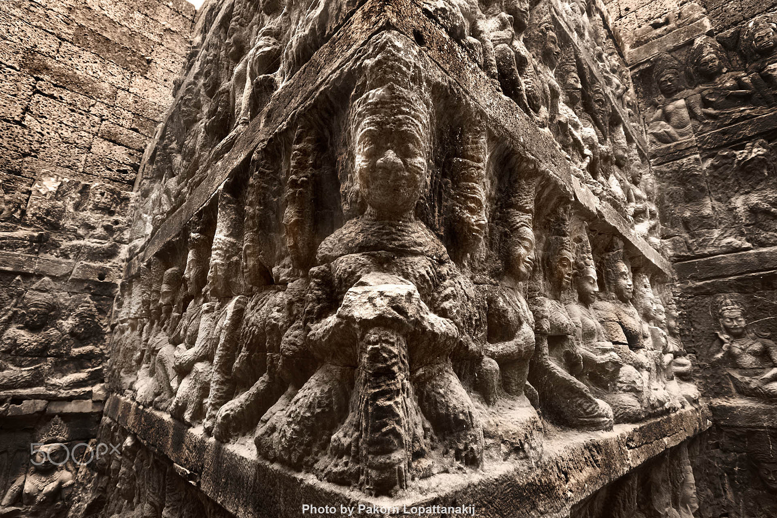 Canon EF-S 10-22mm F3.5-4.5 USM sample photo. King terrace ,angkor thom photography