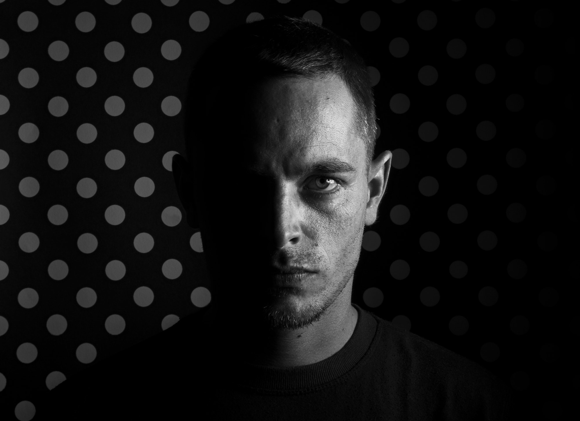Tamron SP AF 17-50mm F2.8 XR Di II LD Aspherical (IF) sample photo. Bad mood (a cara de perro) 6/1 photography