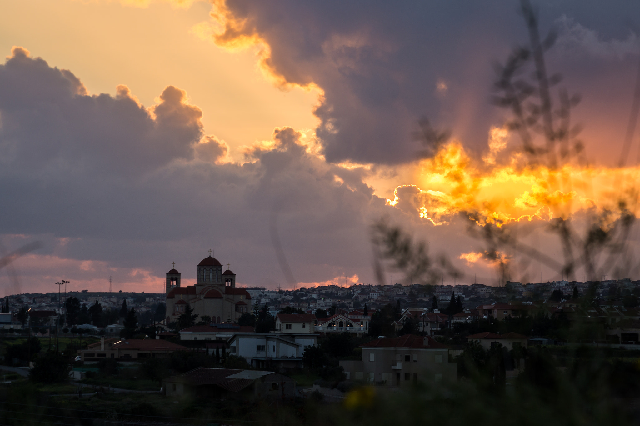 Sony DT 55-200mm F4-5.6 SAM sample photo. Sunset and nice clouds! photography