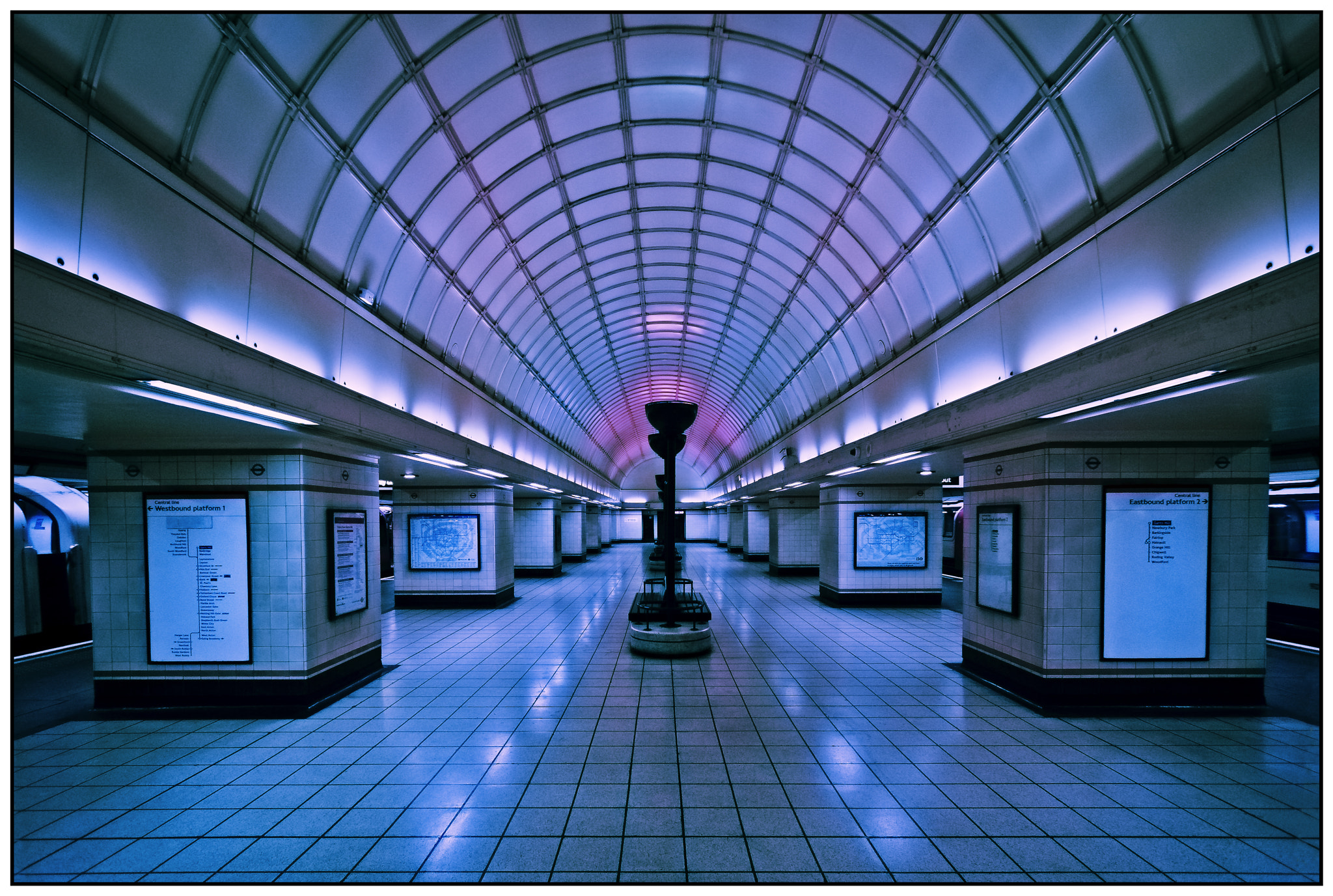 Canon EF-S 10-22mm F3.5-4.5 USM sample photo. Gants hill tube station, london. photography