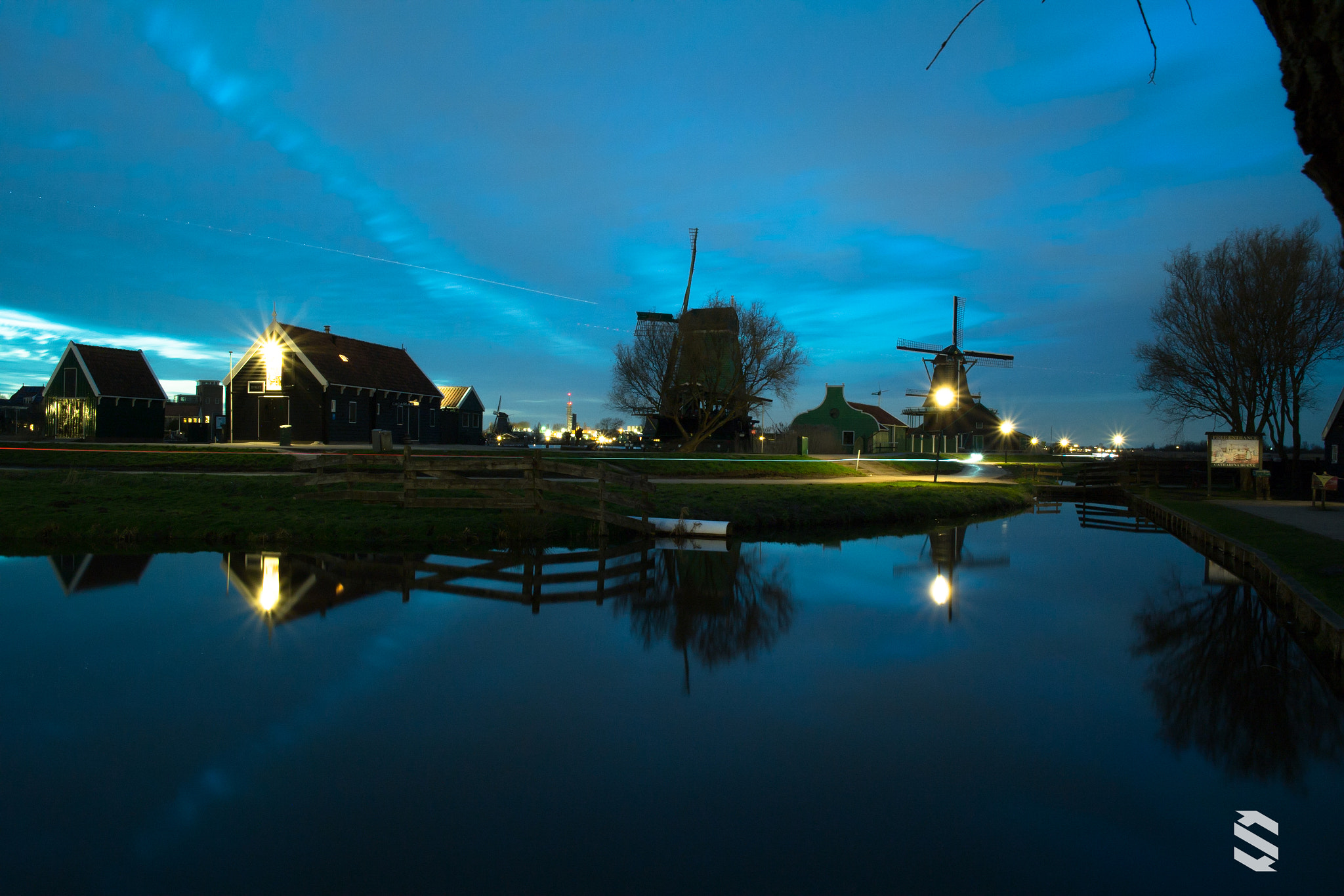 Samsung NX30 + Samsung NX 18-55mm F3.5-5.6 OIS sample photo. Zaanse schans photography