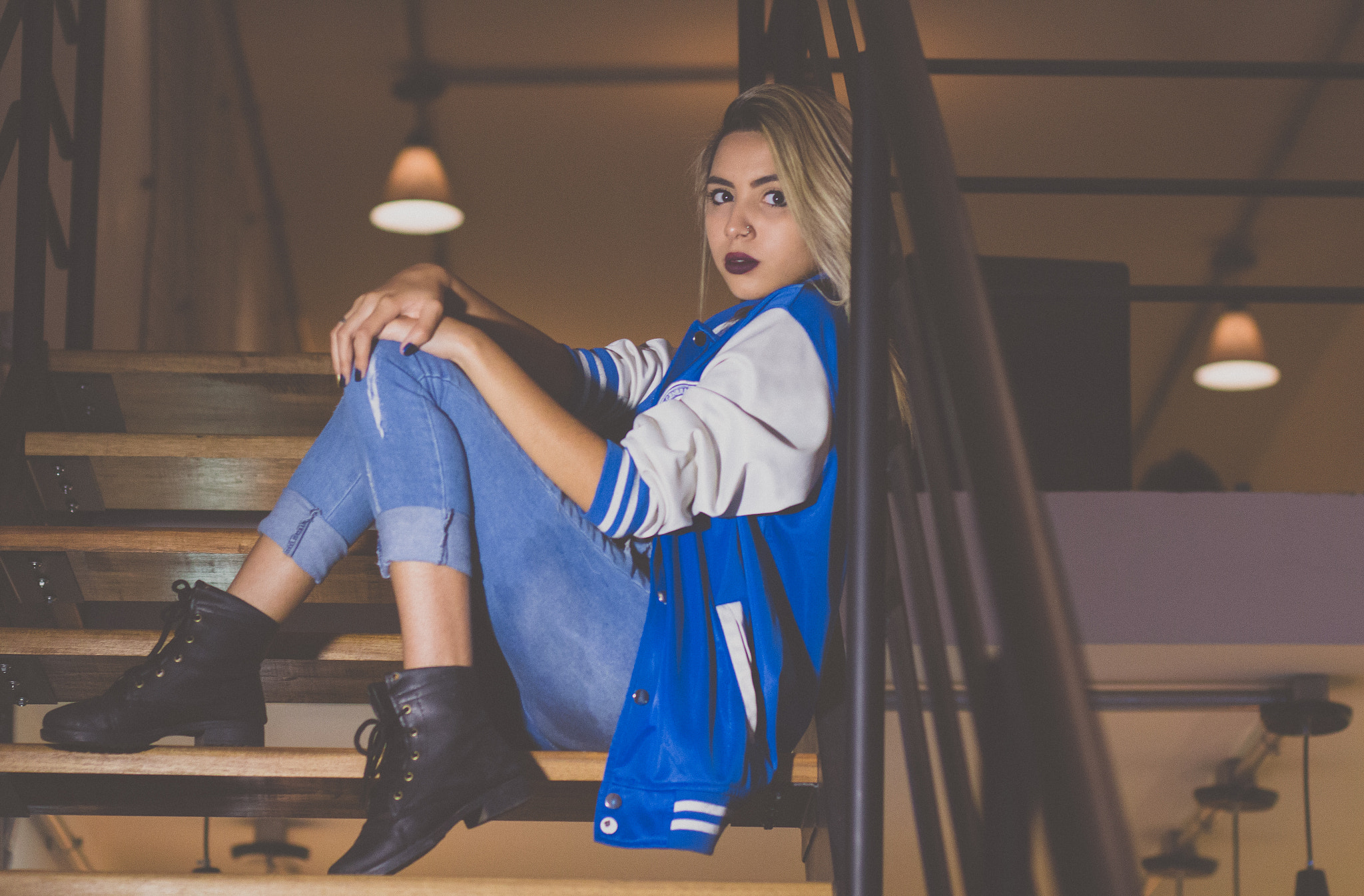 Canon EF 85mm F1.8 USM sample photo. Fashion coffee shop photography