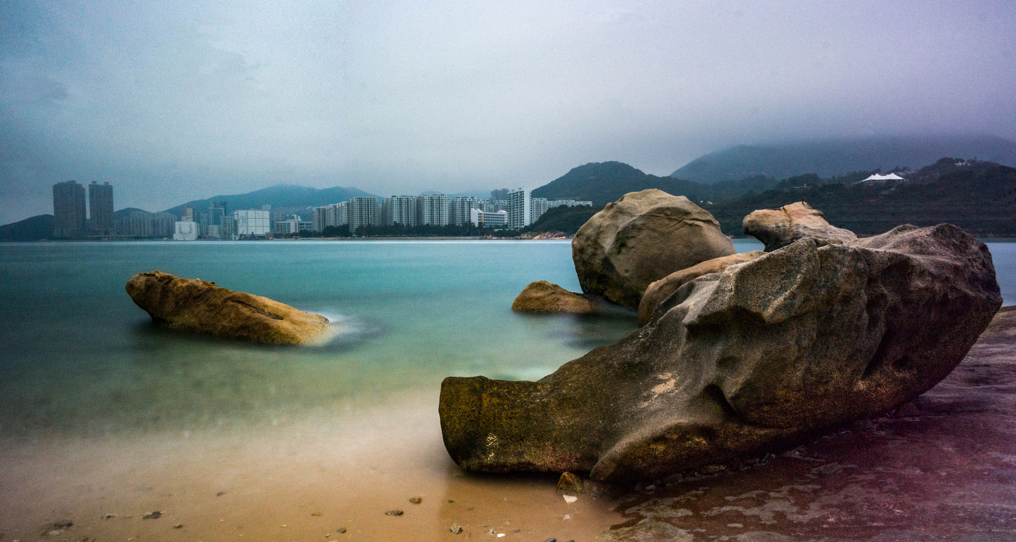 Samsung NX 16mm F2.4 Pancake sample photo. Rocks photography