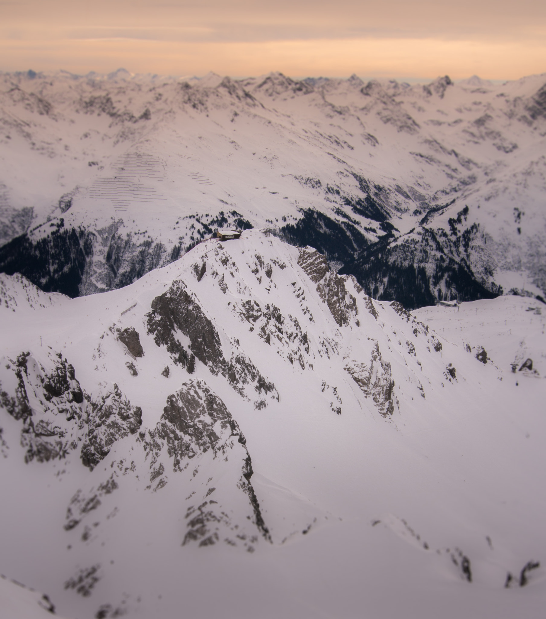 Tokina AT-X Pro 12-24mm F4 (IF) DX sample photo. Sunset at the ski resort photography