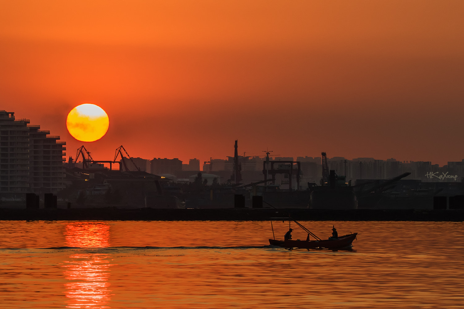 Sigma 150mm f/2.8 EX DG OS HSM APO Macro sample photo. Sunset photography