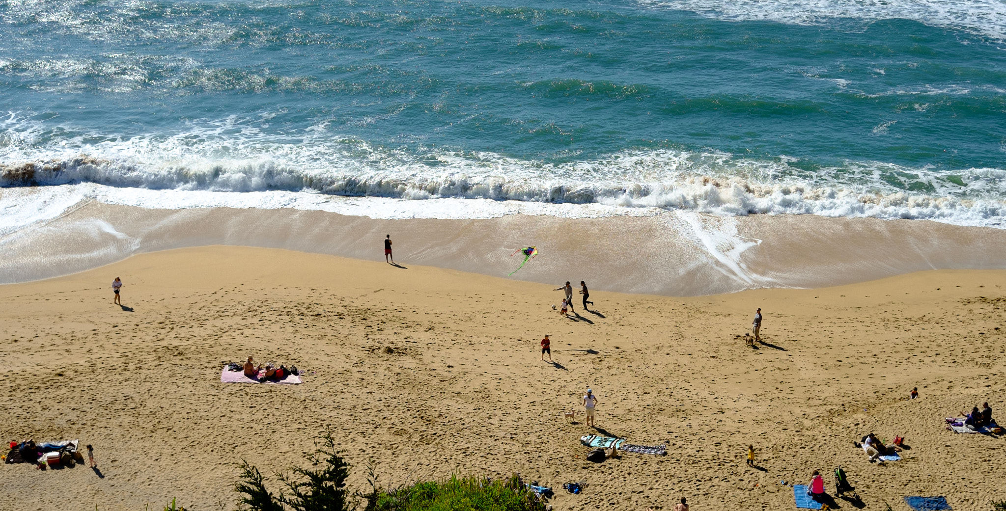 Fujifilm X-Pro1 + Fujifilm XF 27mm F2.8 sample photo. Beach day photography