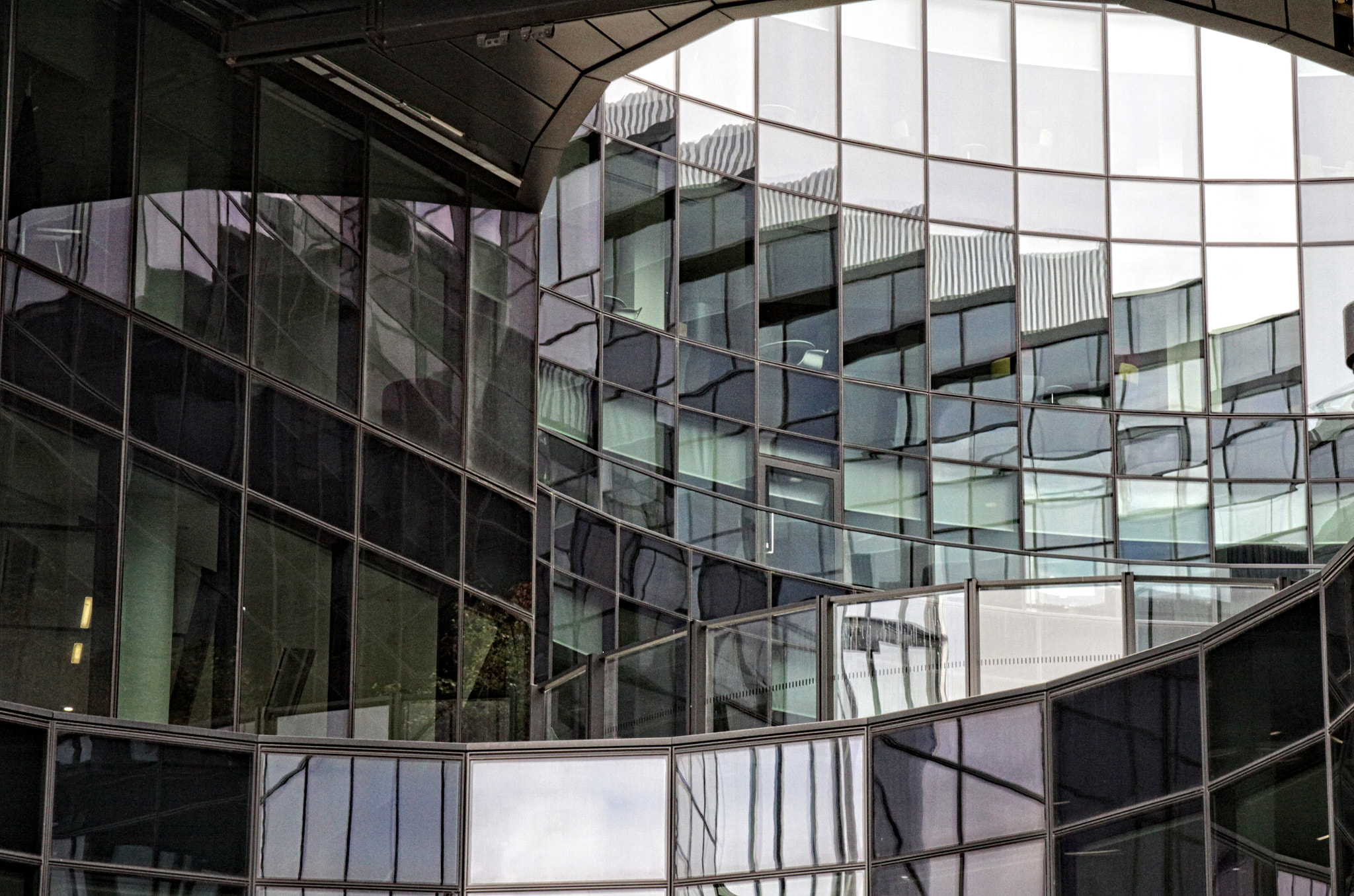 Canon EOS 50D + Canon EF 24-105mm F4L IS USM sample photo. Sbpw bldg 18 pd photography