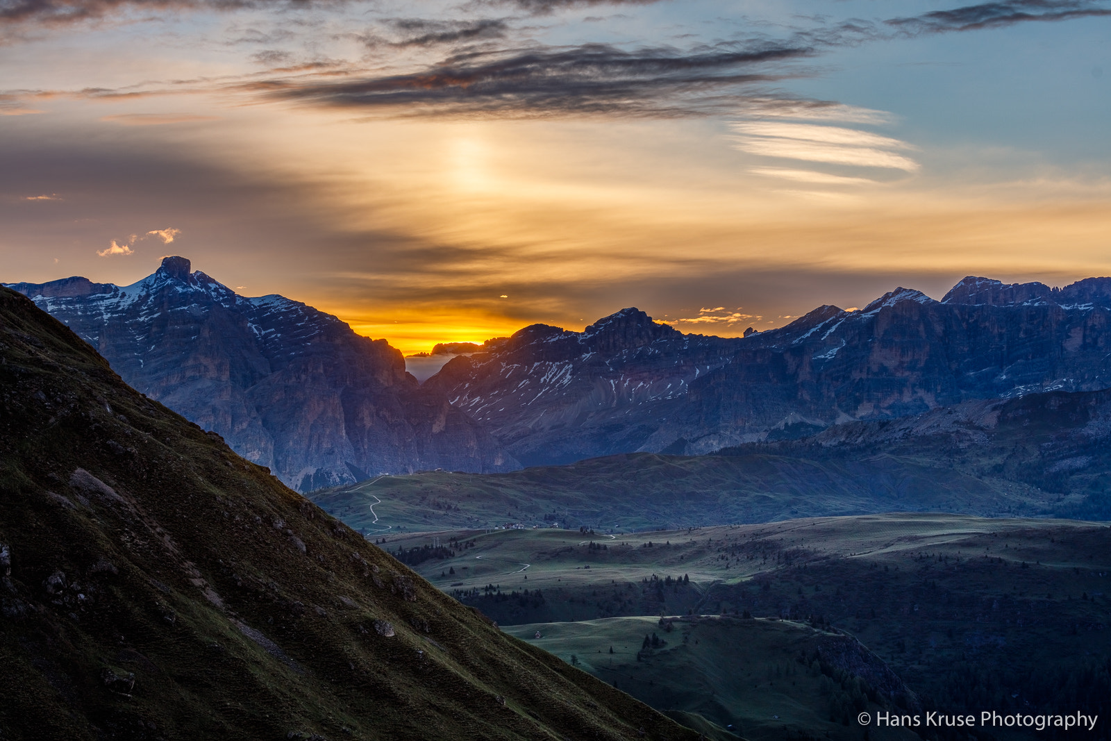 Canon EOS 5DS R sample photo. Rising sun photography