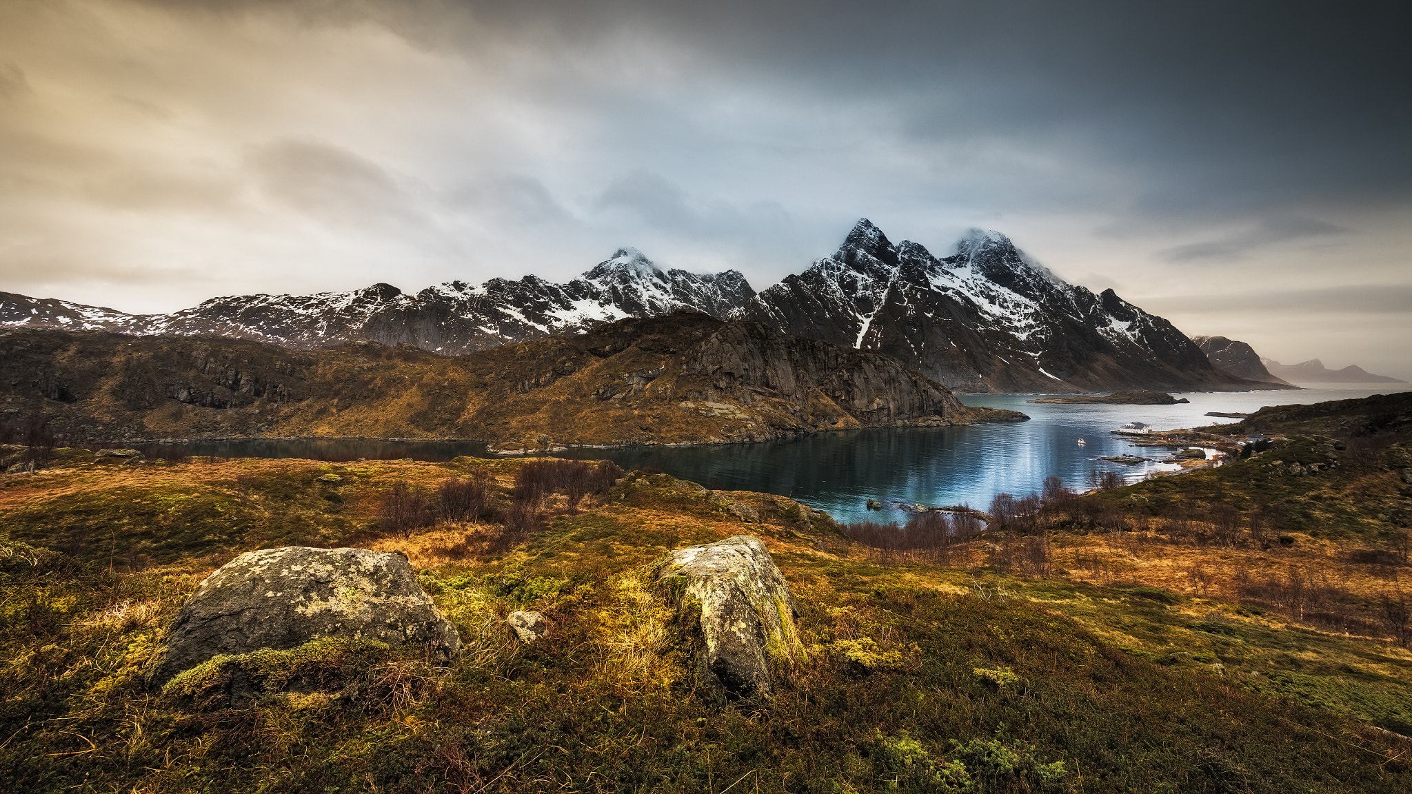Canon EF 300mm f/2.8L sample photo. Wintercolors of mærvoll photography