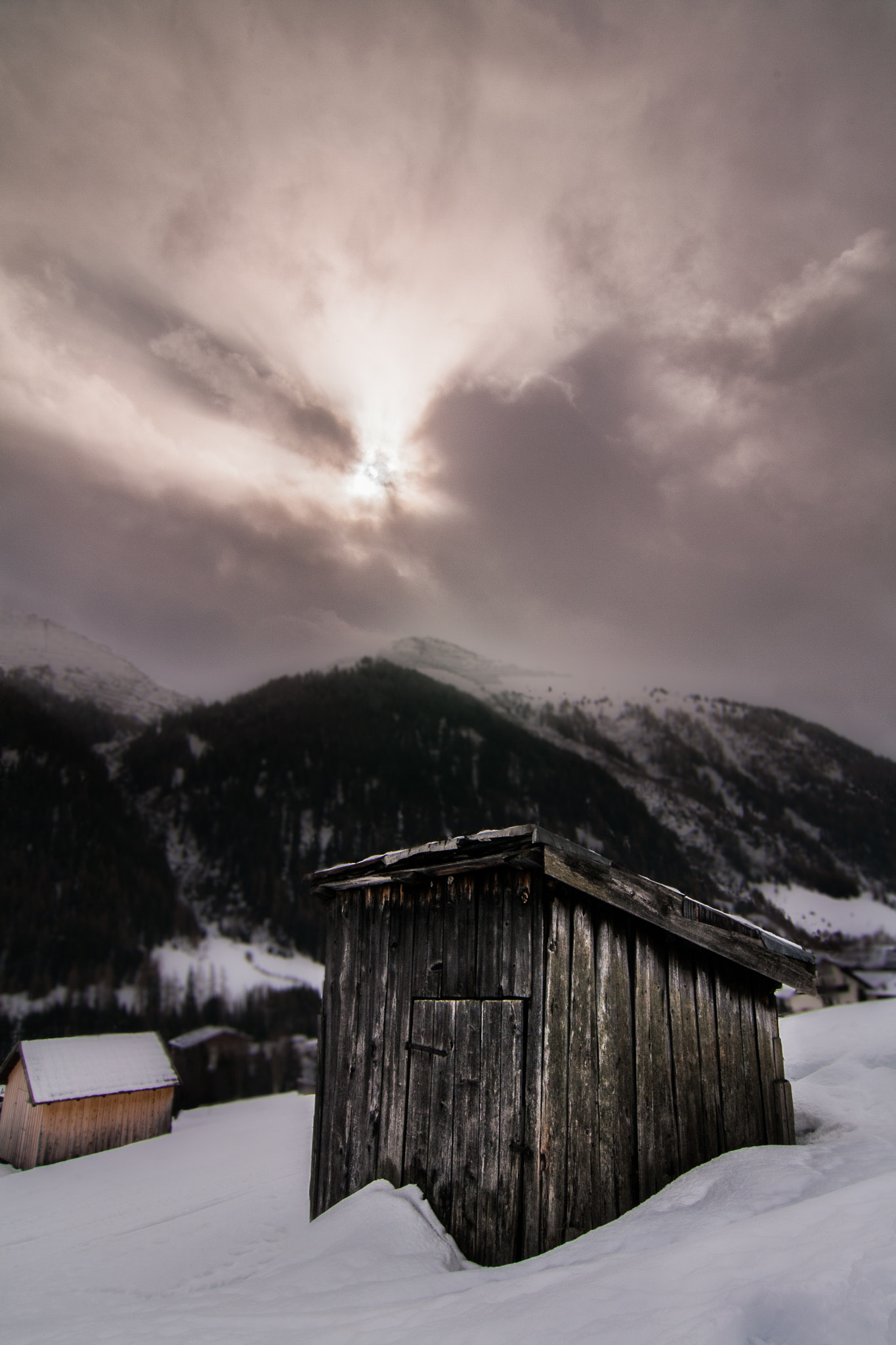Tokina AT-X Pro 12-24mm F4 (IF) DX sample photo. Old shack photography