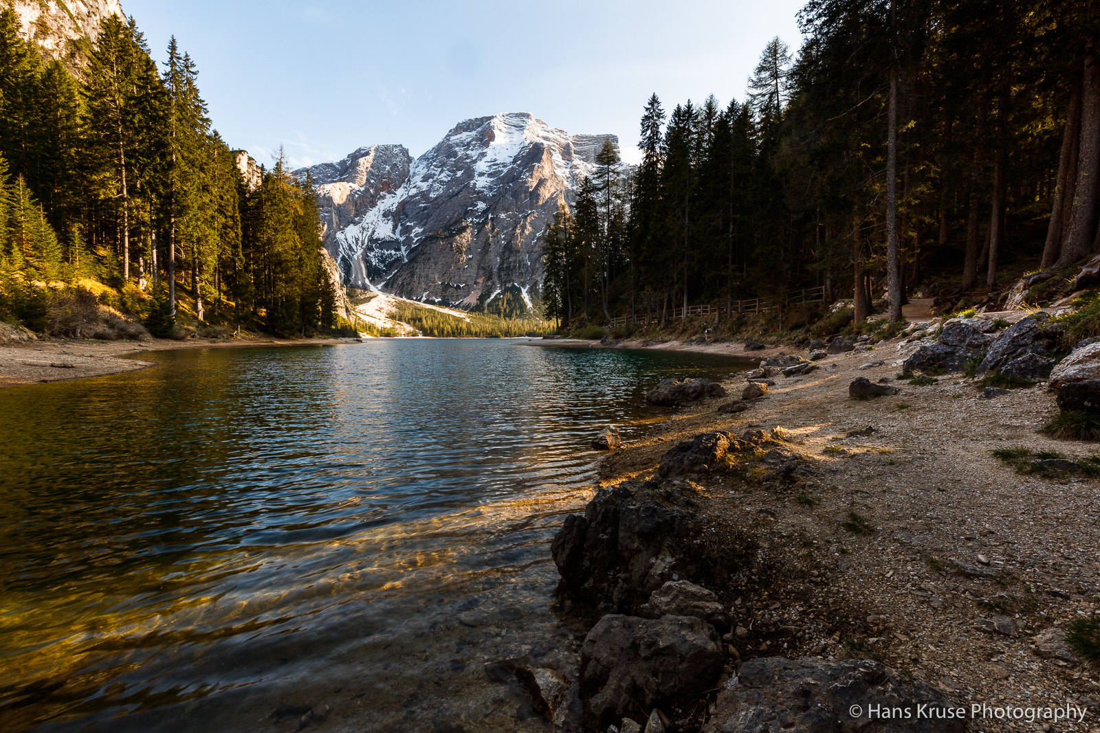 Canon EF 16-35mm F4L IS USM sample photo. Morning sun at lago braies photography