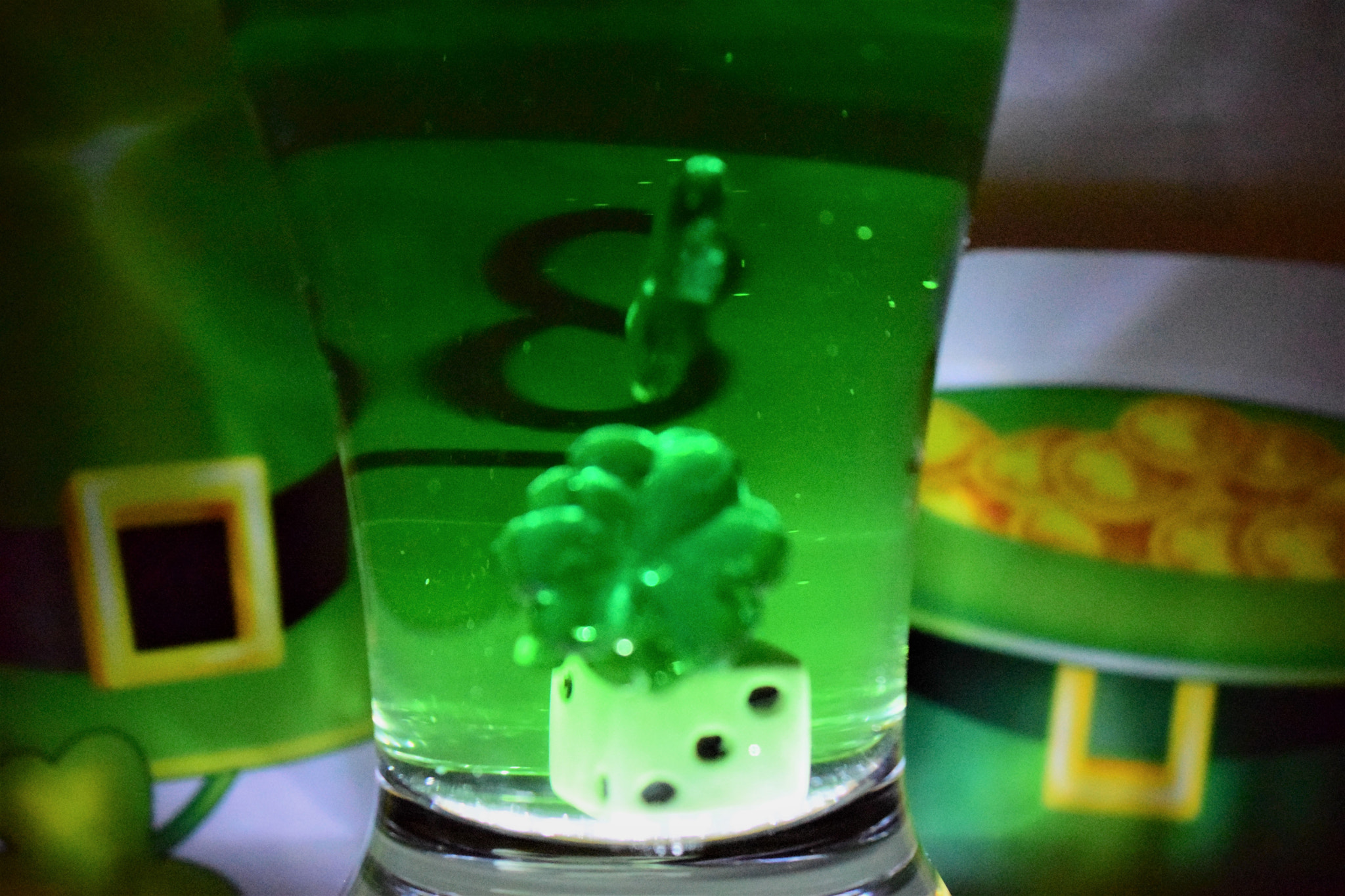 Nikon AF-S DX Micro Nikkor 40mm F2.8 sample photo. The lucky shamrock and dice drink photography