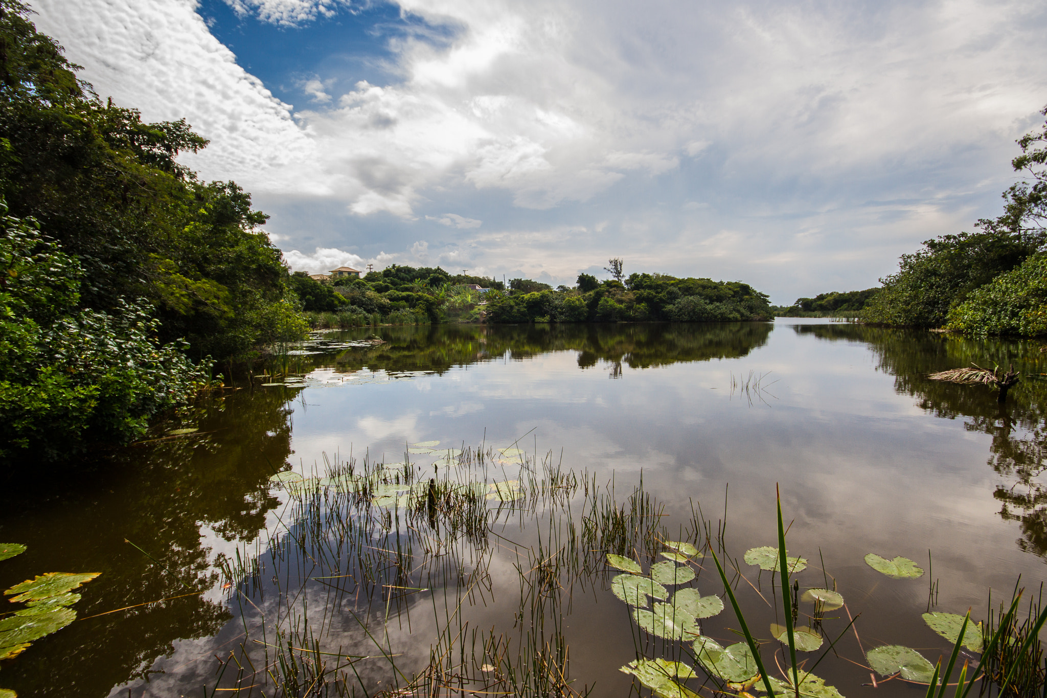 Canon EOS 7D + Sigma 10-20mm F4-5.6 EX DC HSM sample photo. Buzios photography