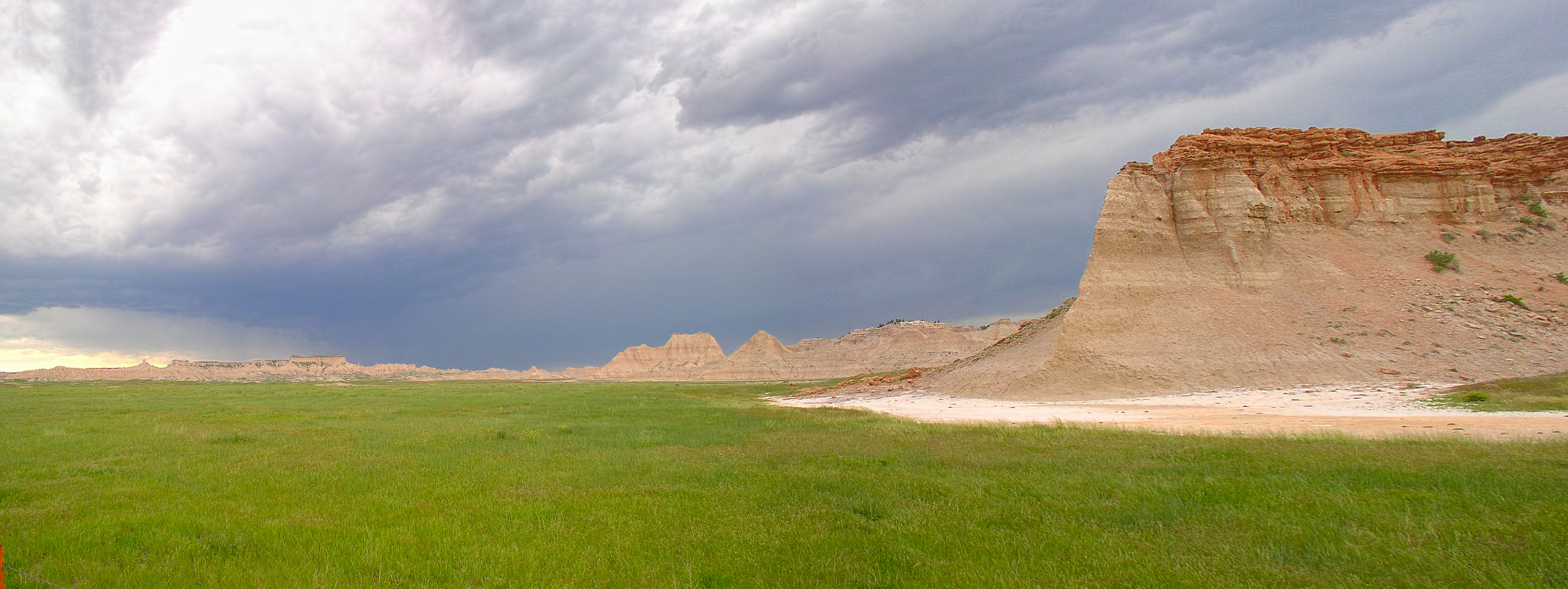 Olympus C4100Z,C4000Z sample photo. On the edge of the badlands photography