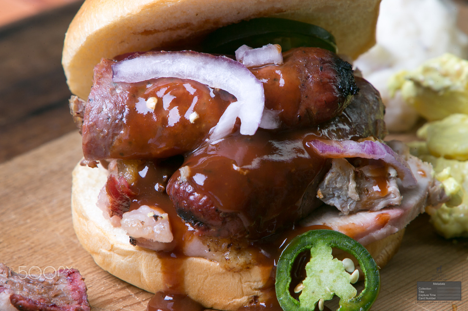 Canon EF 70-200mm F2.8L IS USM sample photo. Bbq sandwich photography