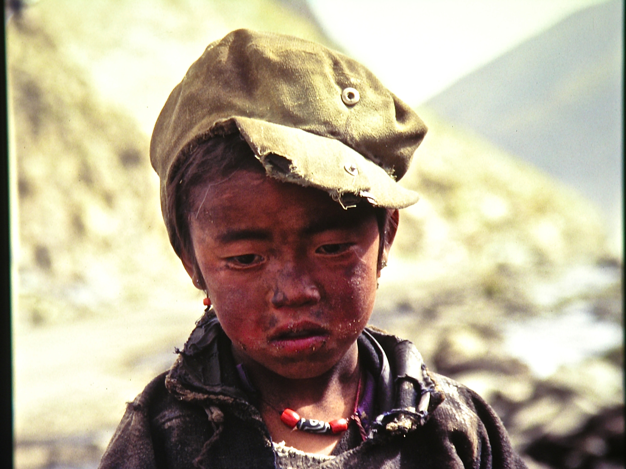 Nikon E8800 sample photo. Tibetan boy photography