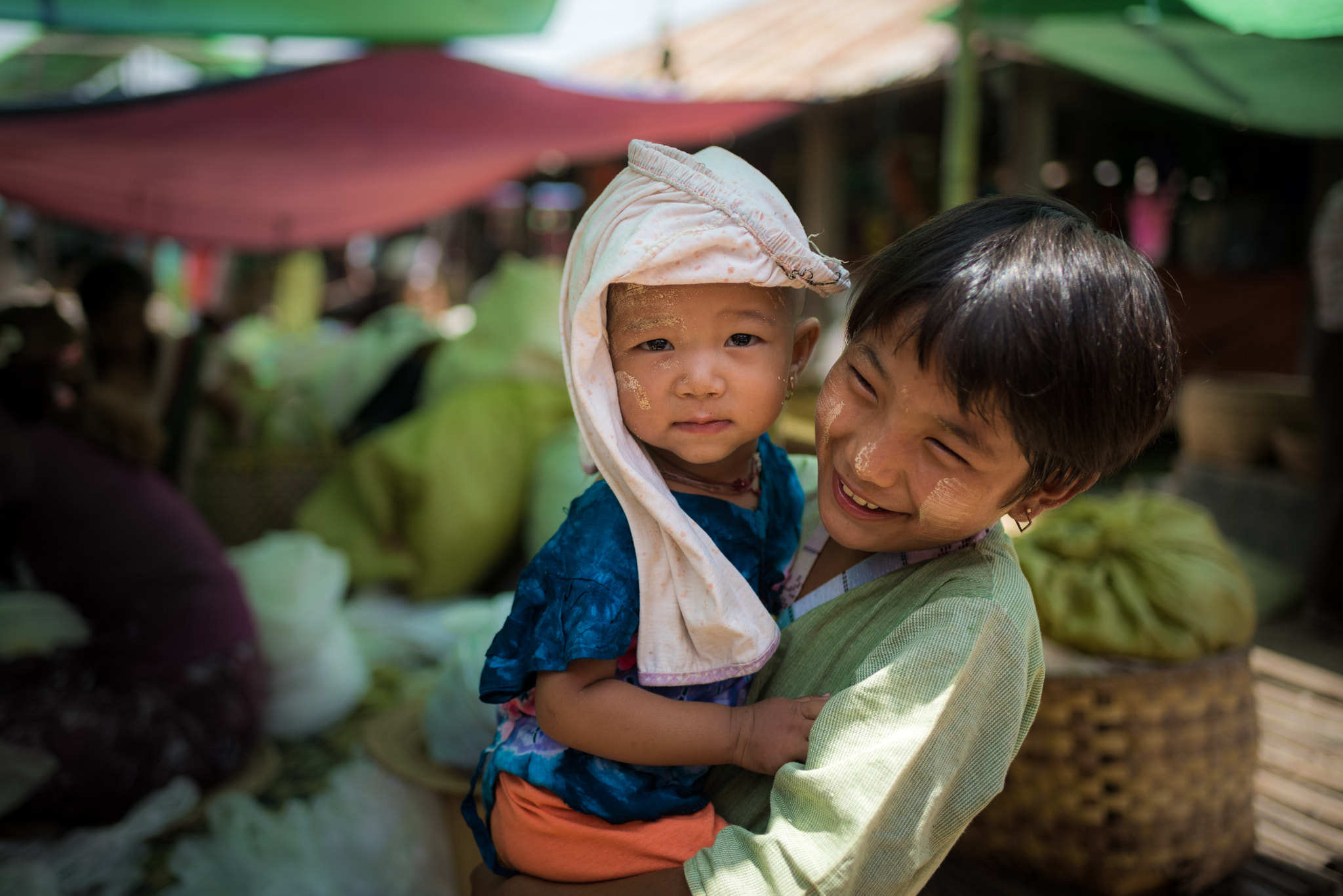 Nikon D750 + Nikon AF-S Nikkor 35mm F1.8G ED sample photo. Always smile photography