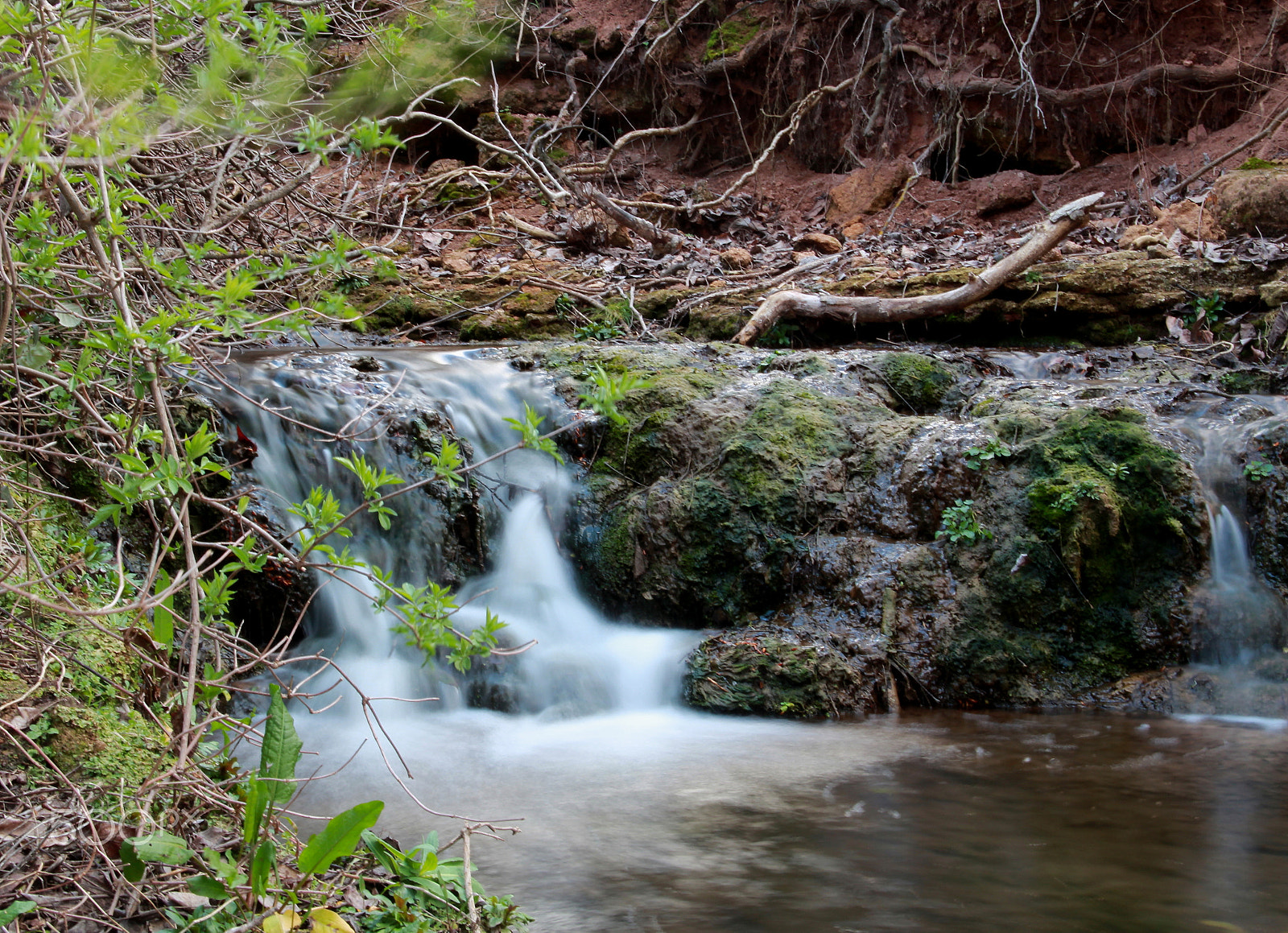 Canon EF-S 18-135mm F3.5-5.6 IS sample photo. Cascada photography