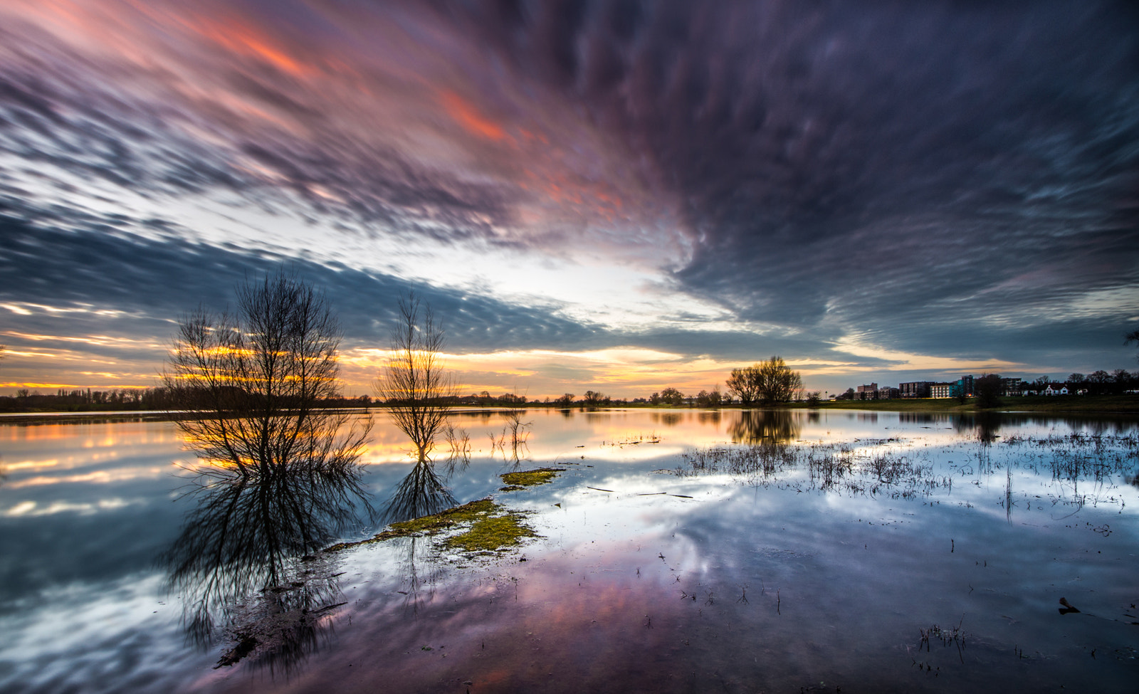 Pentax K-5 IIs + Sigma AF 10-20mm F4-5.6 EX DC sample photo. Ossewaard, deventer at sunset photography