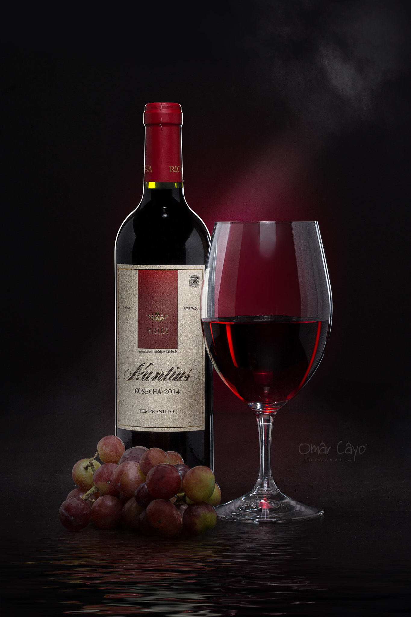 Canon EF-S 60mm F2.8 Macro USM sample photo. Vino photography
