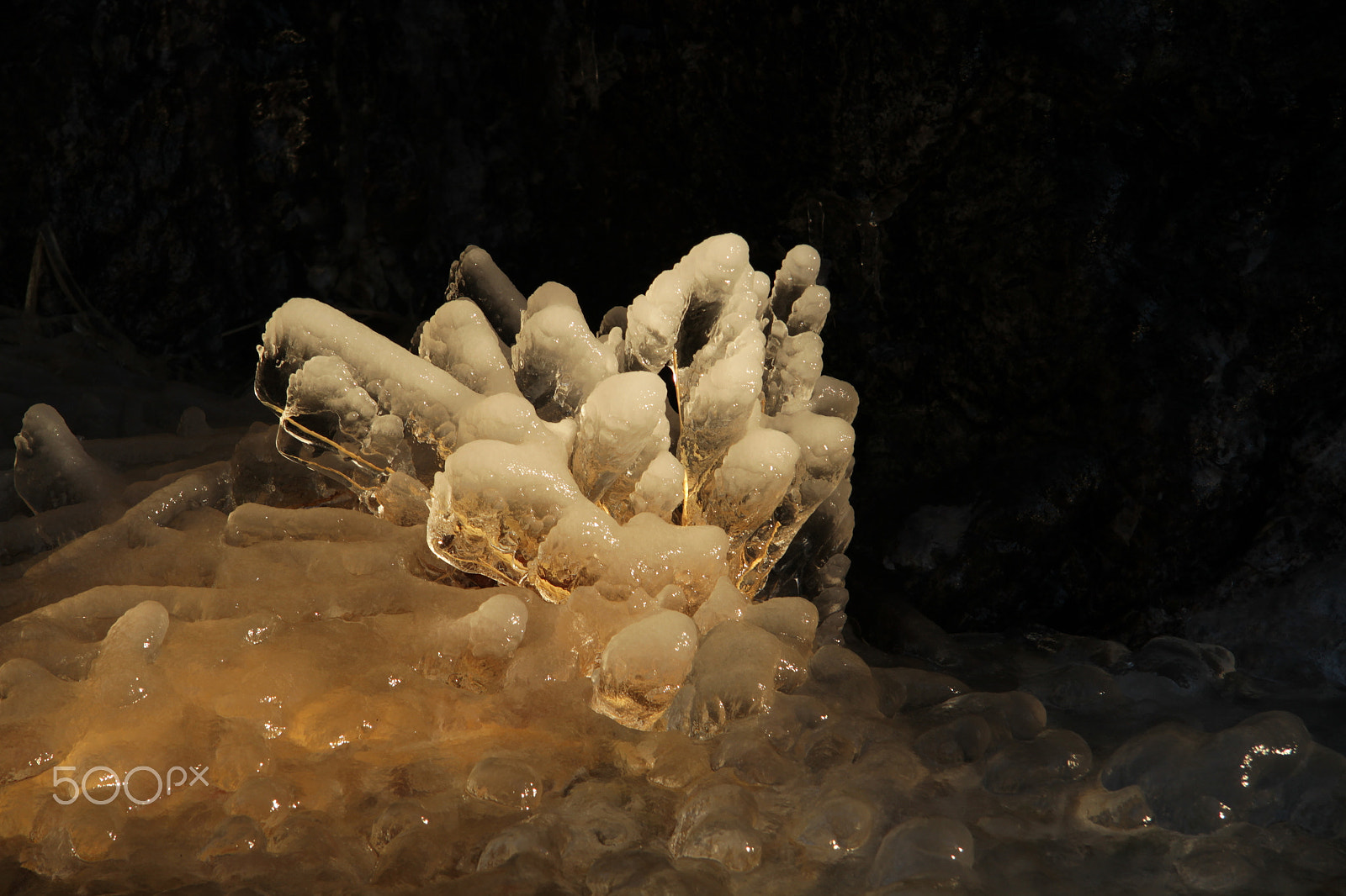 Canon EF-S 17-85mm F4-5.6 IS USM sample photo. Ice photography