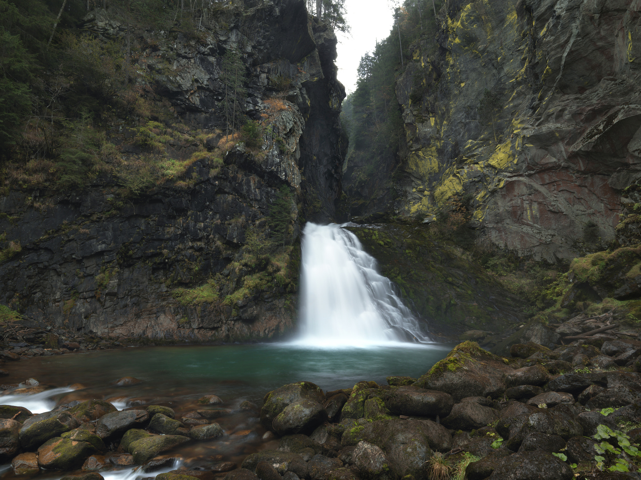 HCD 28 sample photo. Waterfall cascate di riva. dobbiaco. italy. photography