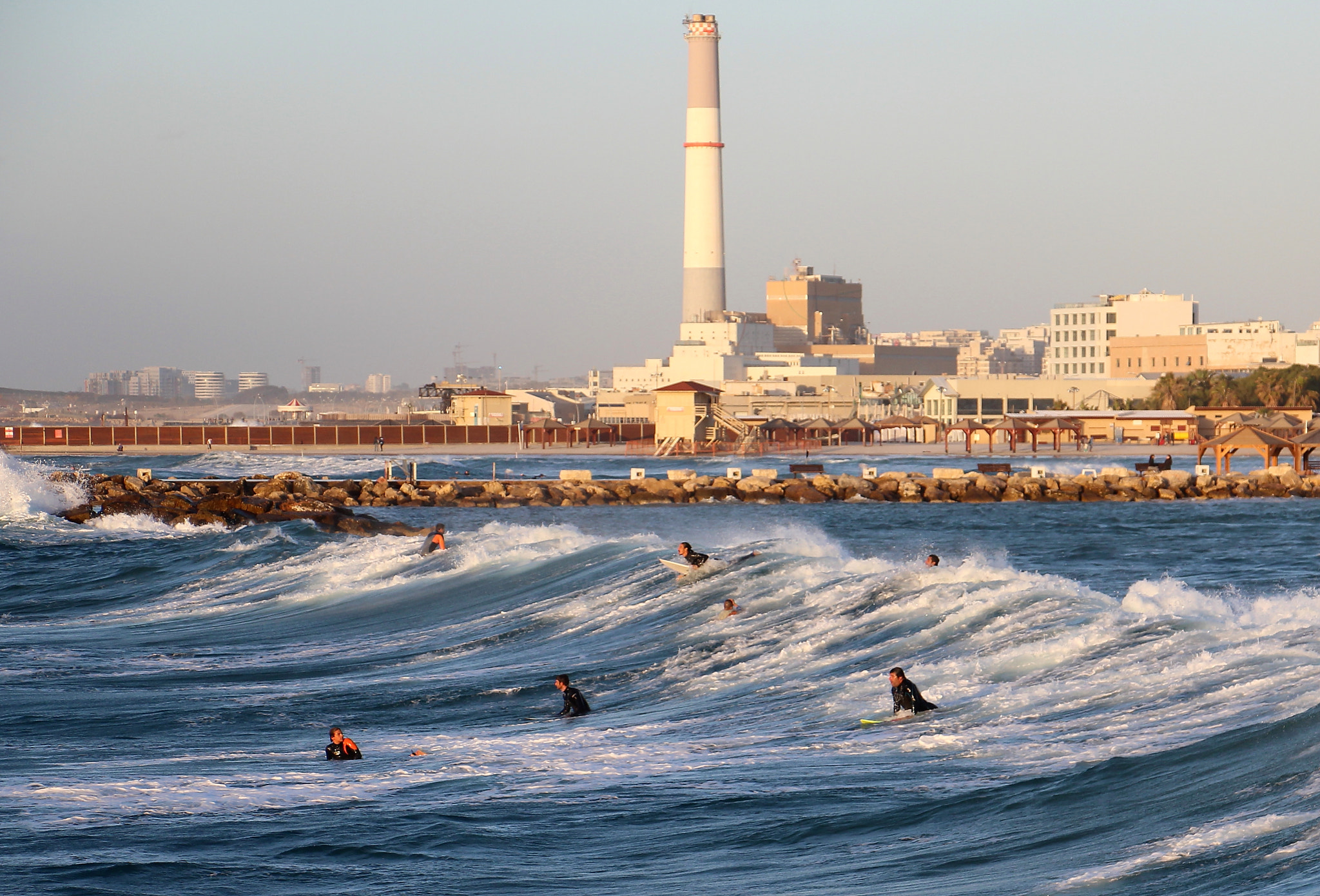 Canon EOS 1200D (EOS Rebel T5 / EOS Kiss X70 / EOS Hi) sample photo. Surfing point photography