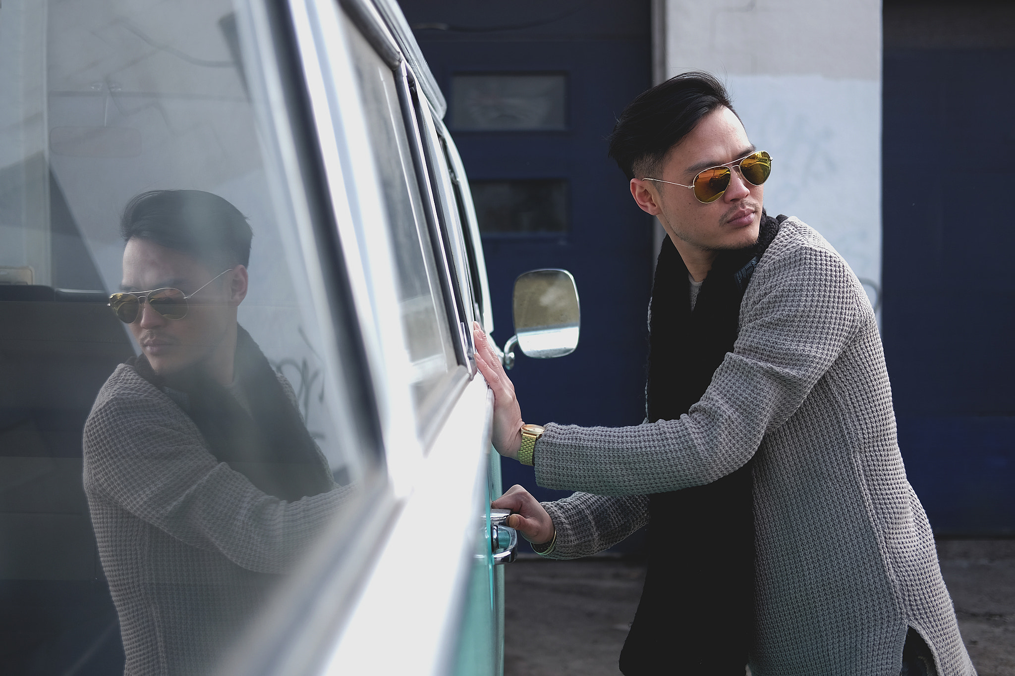 Fujifilm X-T10 + Fujifilm XF 35mm F2 R WR sample photo. Thumb out. photography