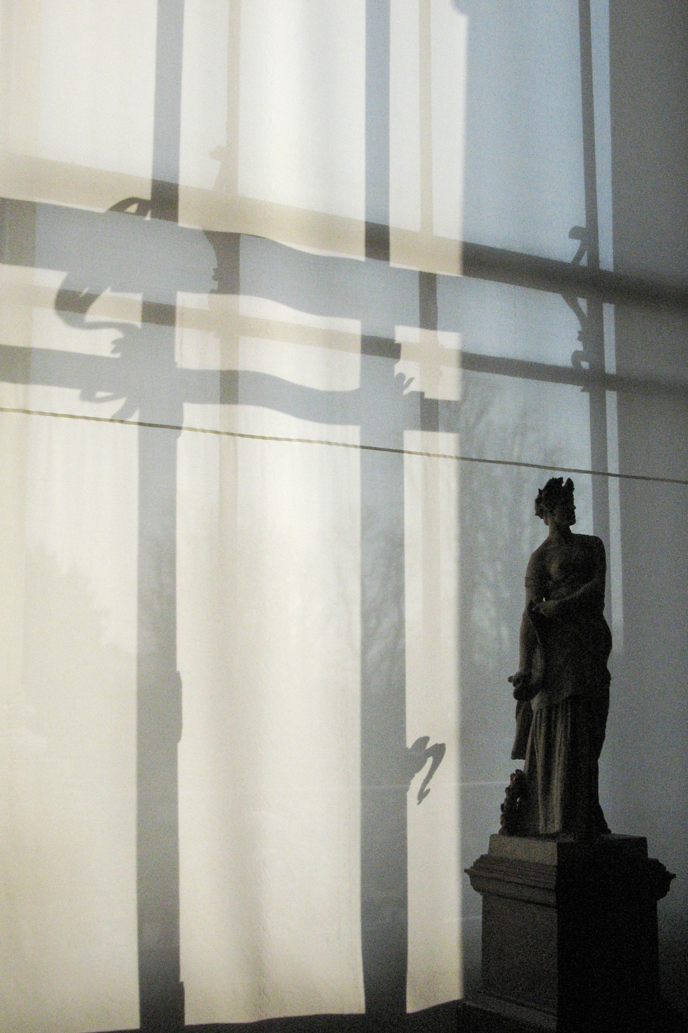 Canon POWERSHOT A700 sample photo. La statue photography