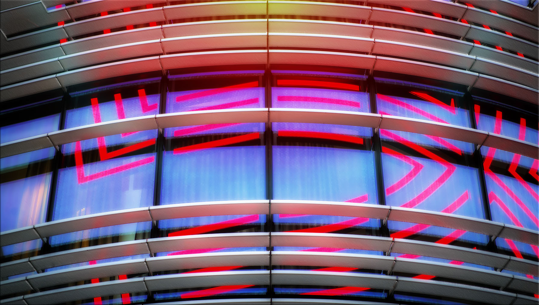 Sony FE 85mm F1.4 GM sample photo. Fenstergucker ... photography