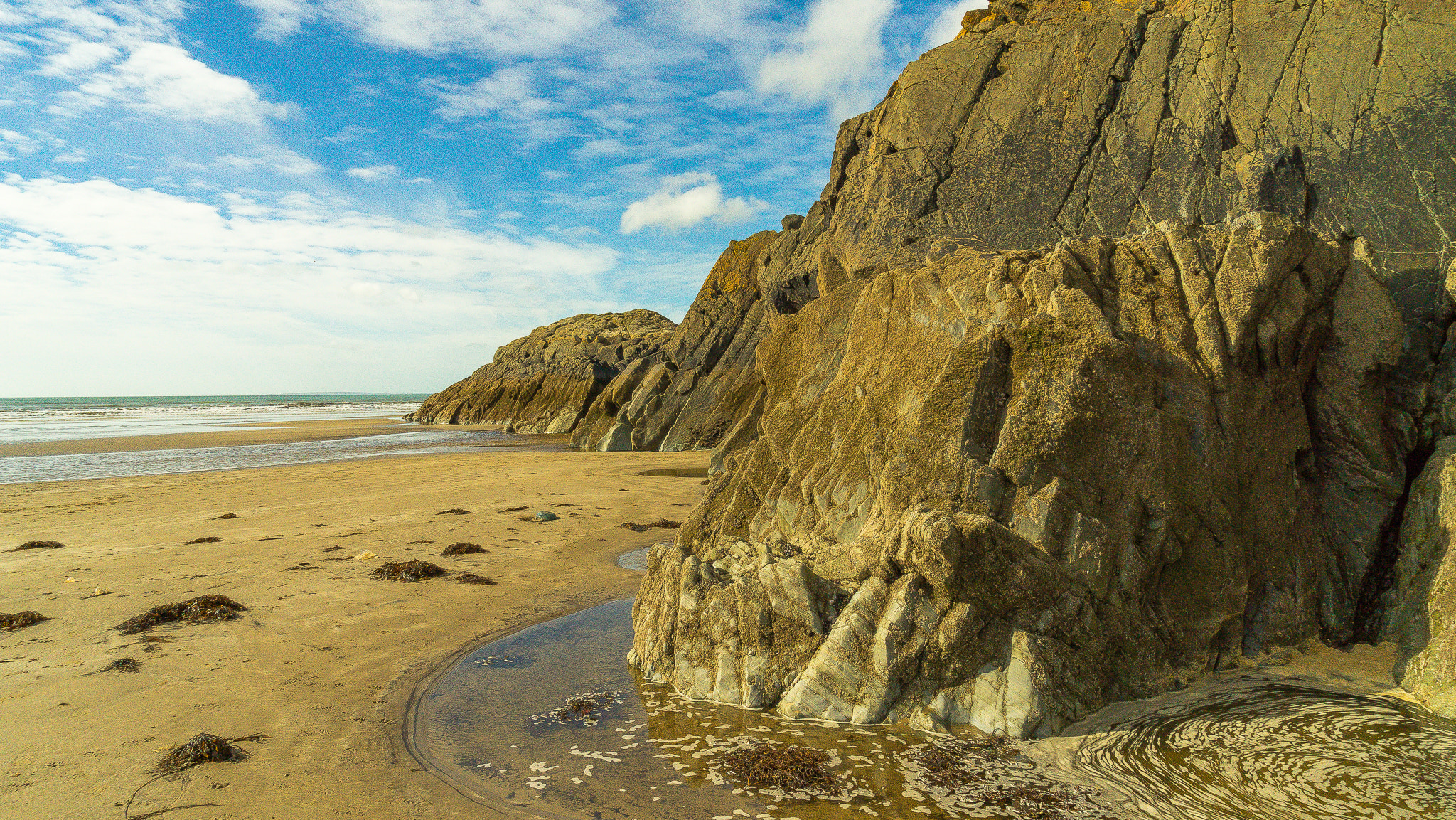 Sony a7R + Sony Vario Tessar T* FE 24-70mm F4 ZA OSS sample photo. Black rock sands photography