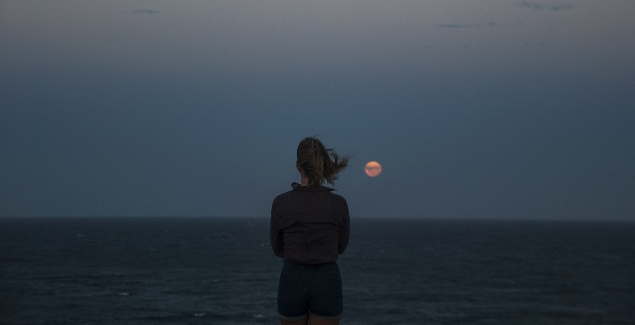 Sigma 18-200mm F3.5-6.3 DC OS HSM sample photo. Kat and the moon photography