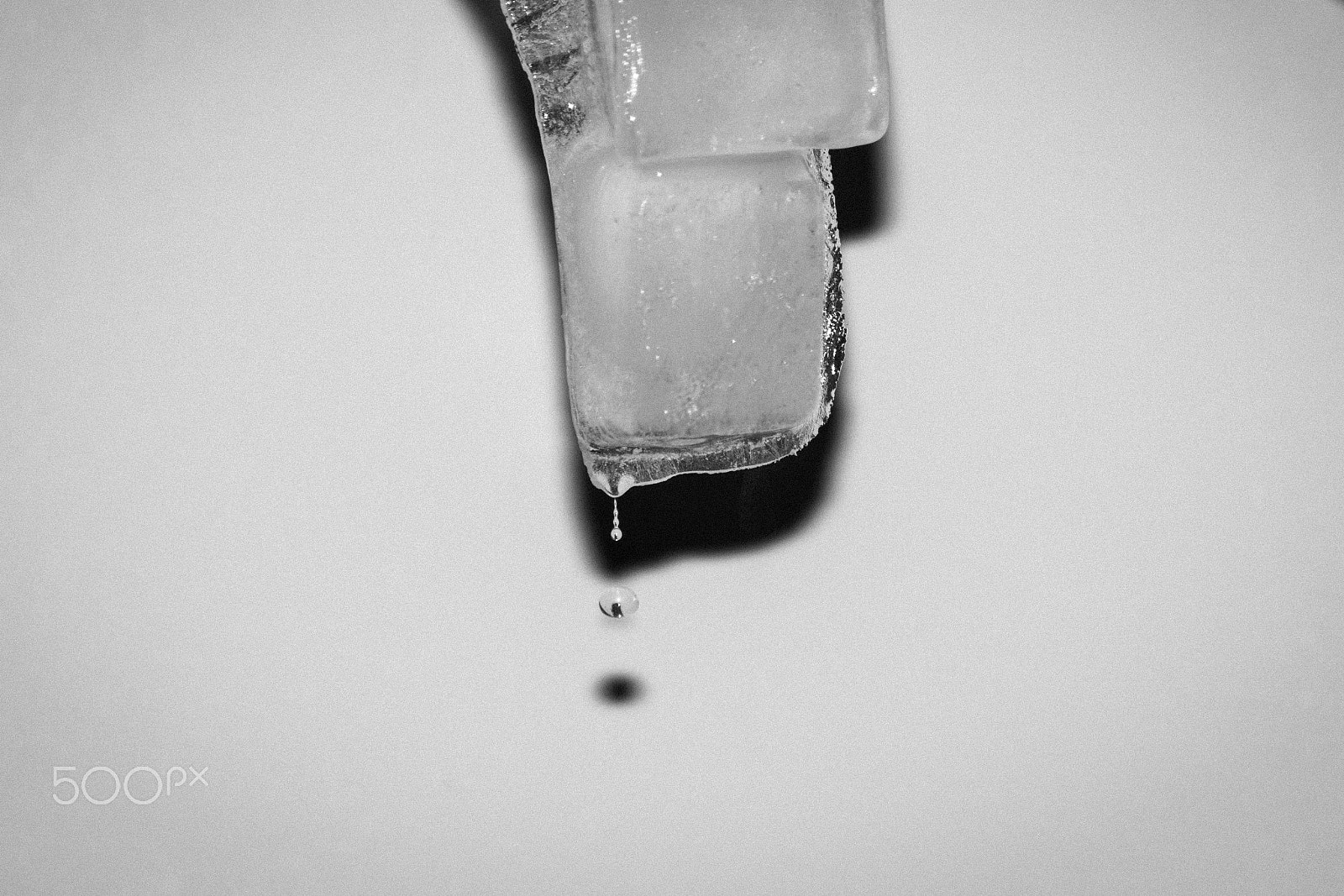 Canon EOS 600D (Rebel EOS T3i / EOS Kiss X5) + EF75-300mm f/4-5.6 sample photo. Ice photography