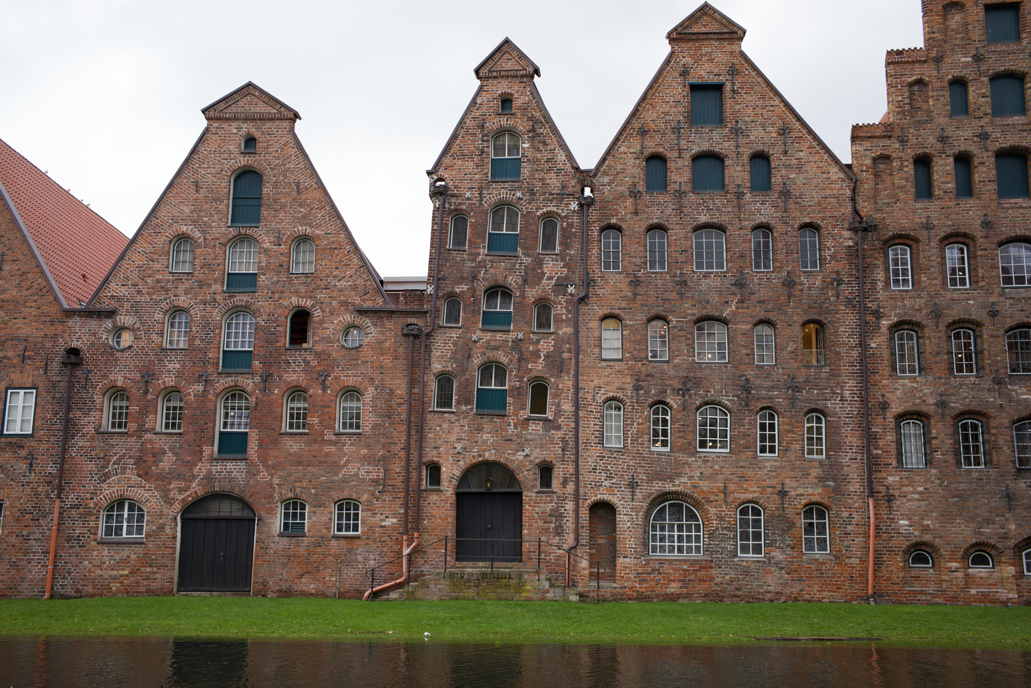 Summicron-M 1:2/35 ASPH. sample photo. Lubeck - salzspeicher photography