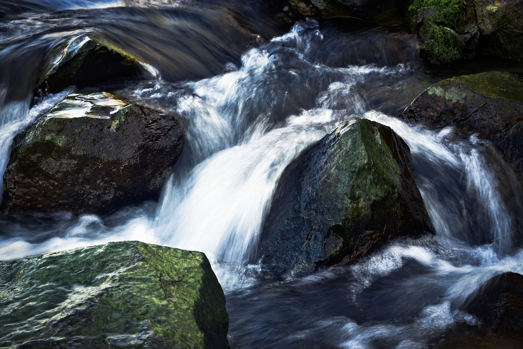Nikon D5500 sample photo. Detail spring river rapids photography