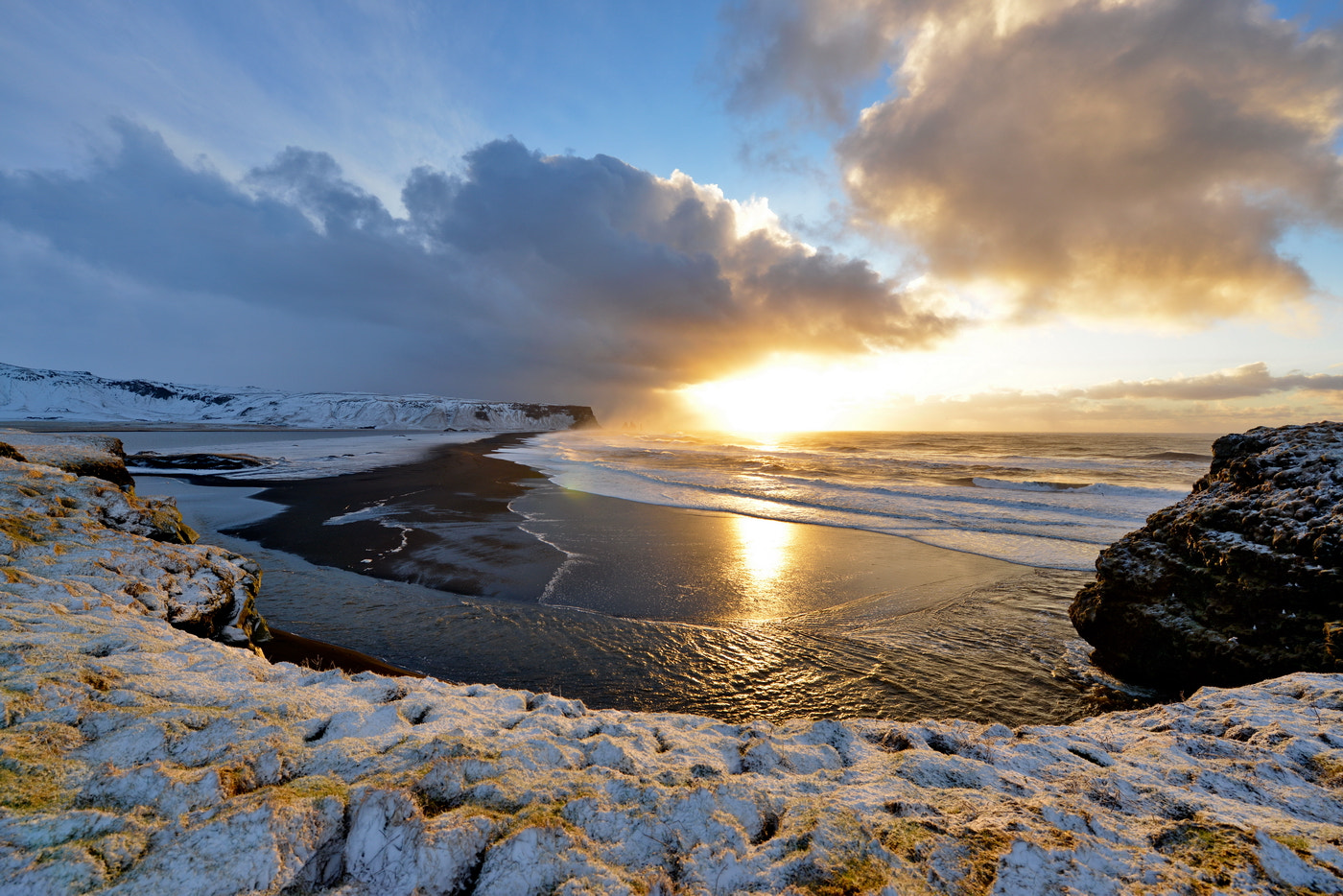 Nikon AF-S Nikkor 14-24mm F2.8G ED sample photo. Reynisfjara black sand beach photography