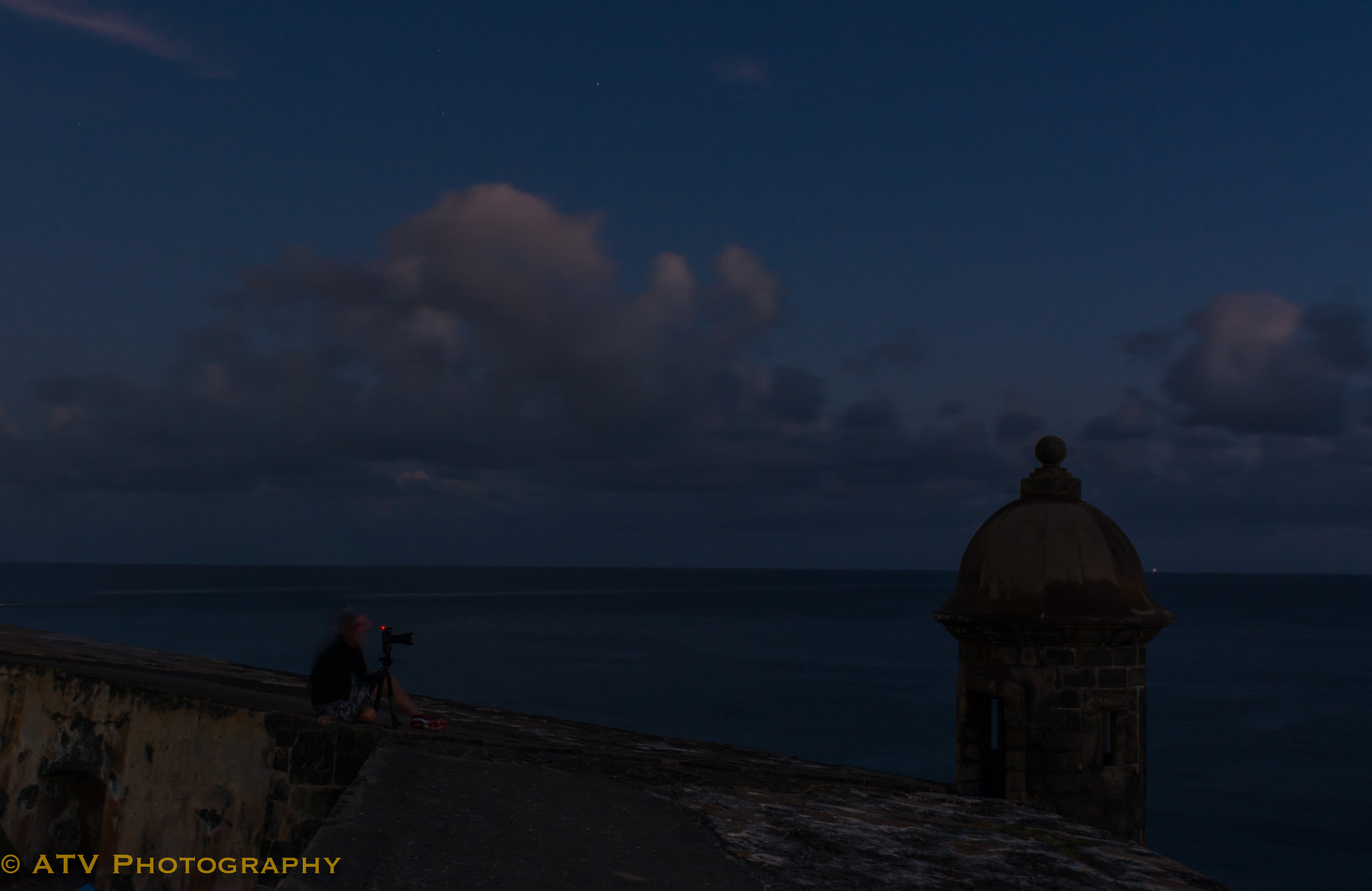 Nikon D7100 sample photo. Moonset and sunrise at el morro photography