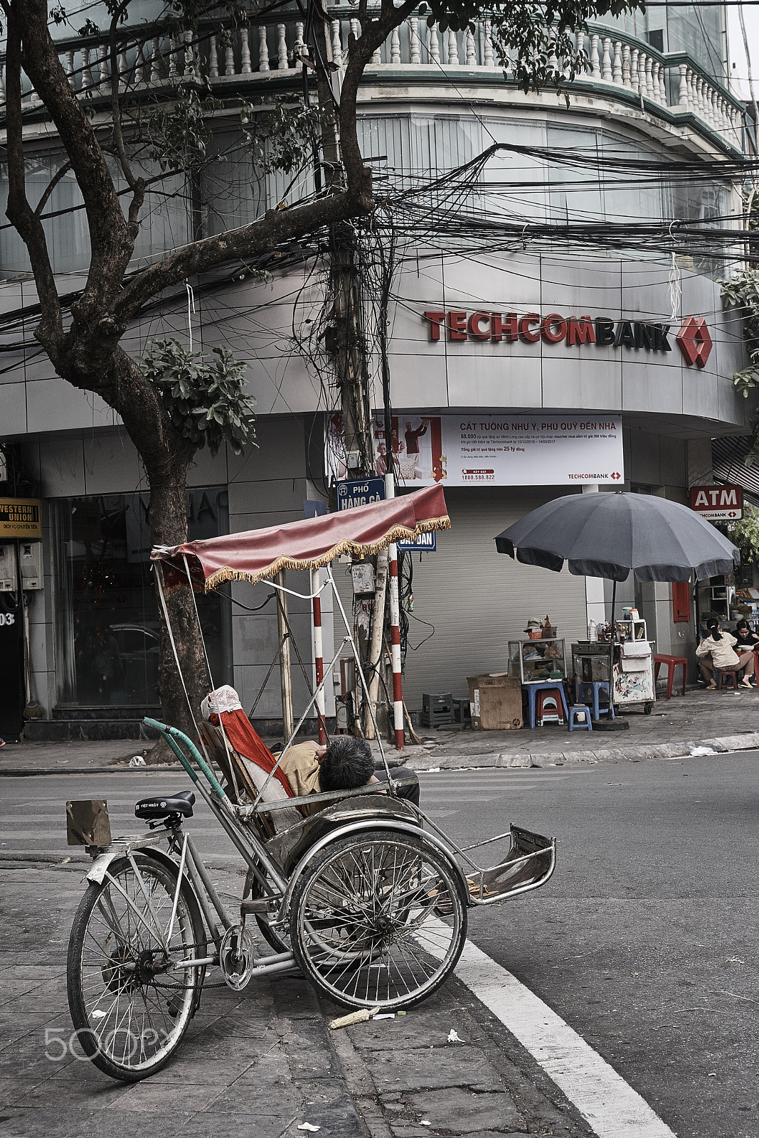Sony a7 sample photo. Tuk tuk photography