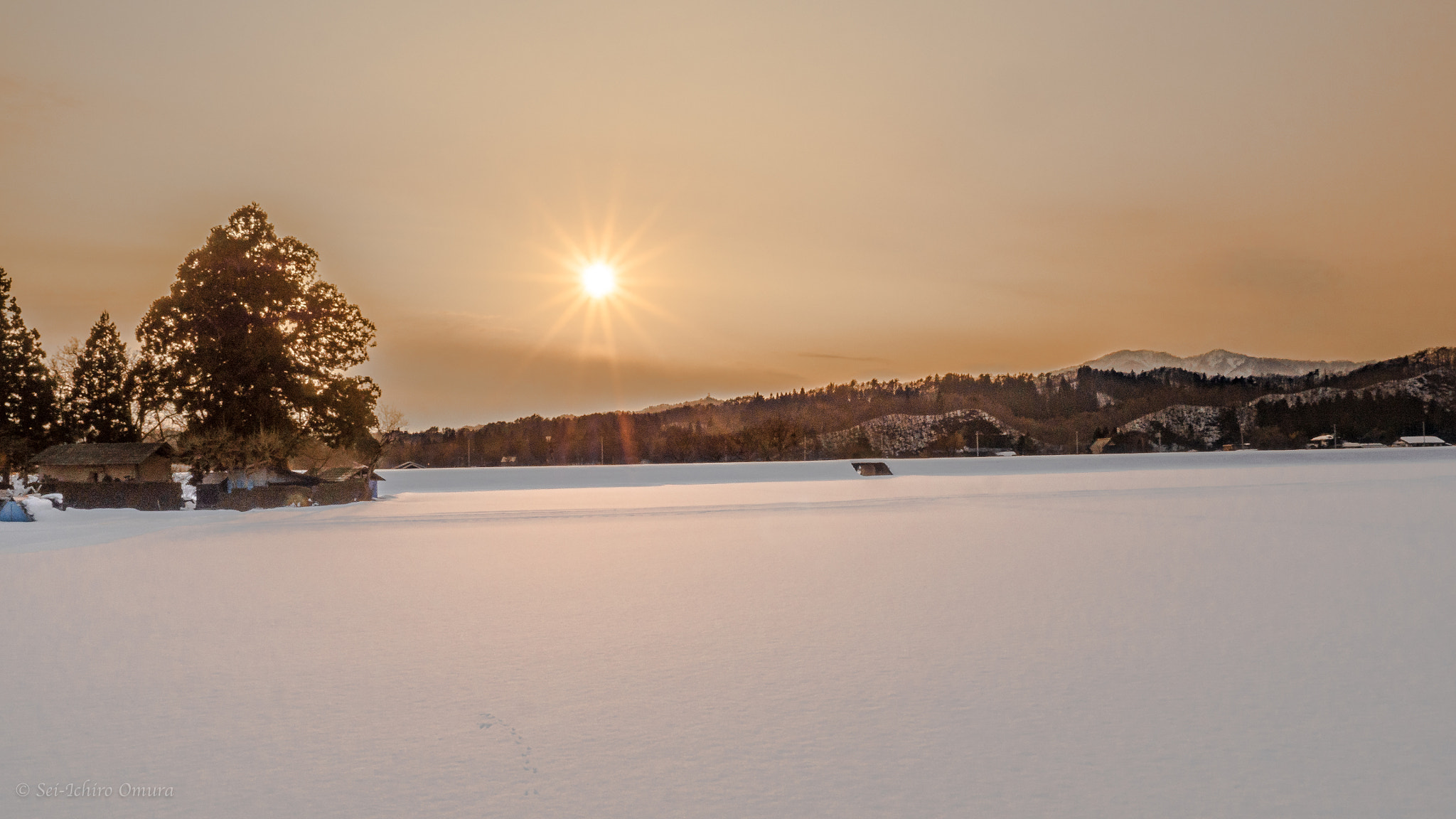 Panasonic Lumix DMC-GH4 sample photo. Sunset of late winter photography