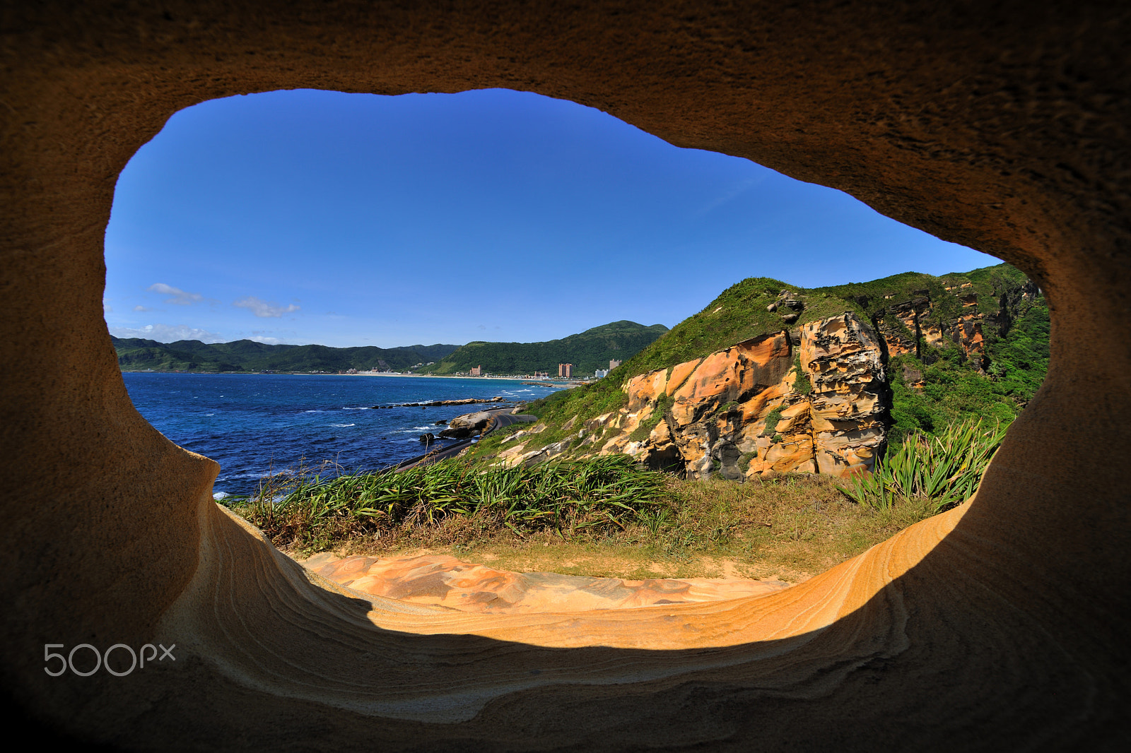 Nikon AF Nikkor 14mm F2.8D ED sample photo. 窗,山,水,岩石,洞穴 photography