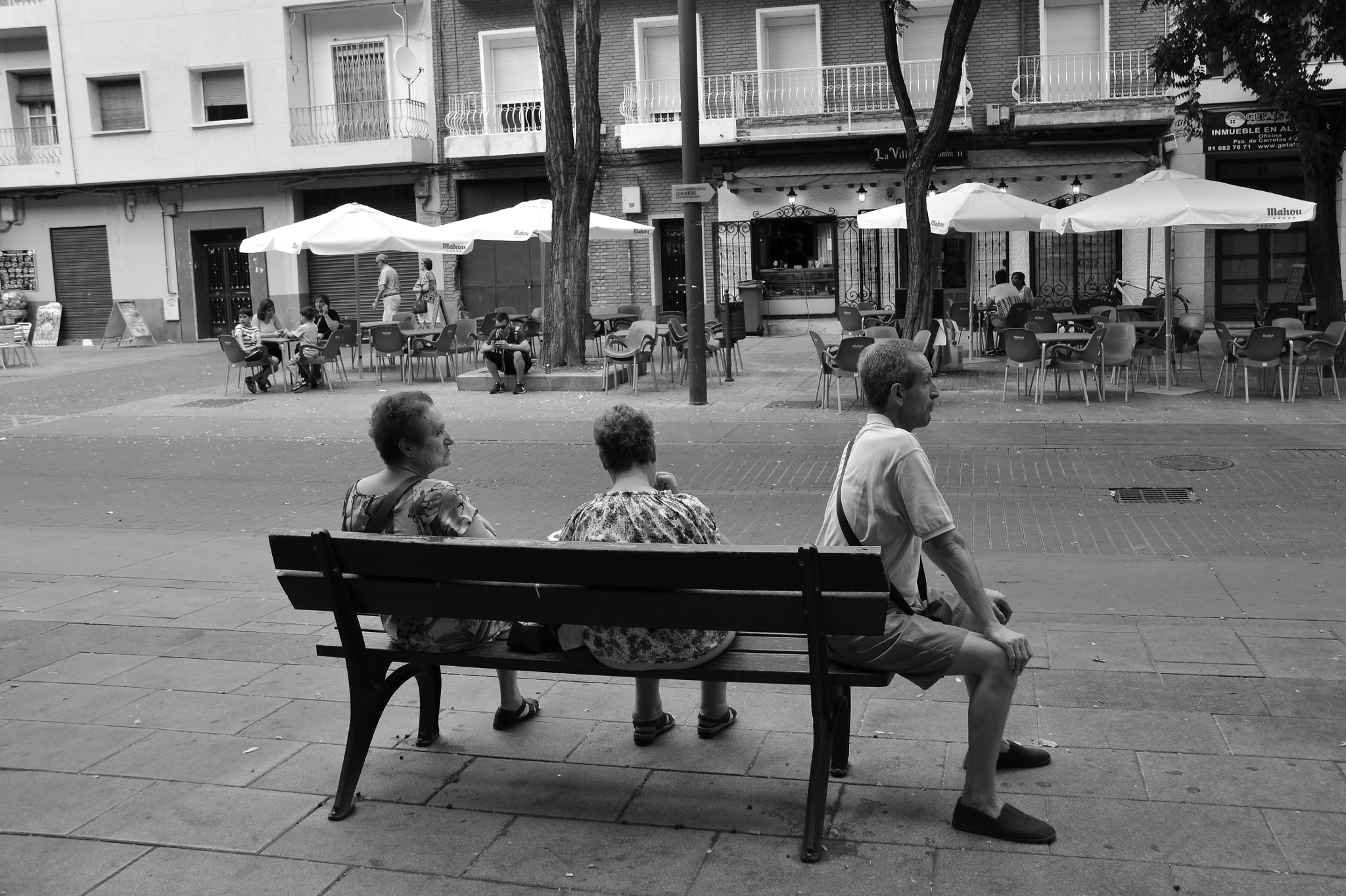 Sigma 18-200mm F3.5-6.3 II DC OS HSM sample photo. Toi fadao, ale... miro pa otro lao!!! photography