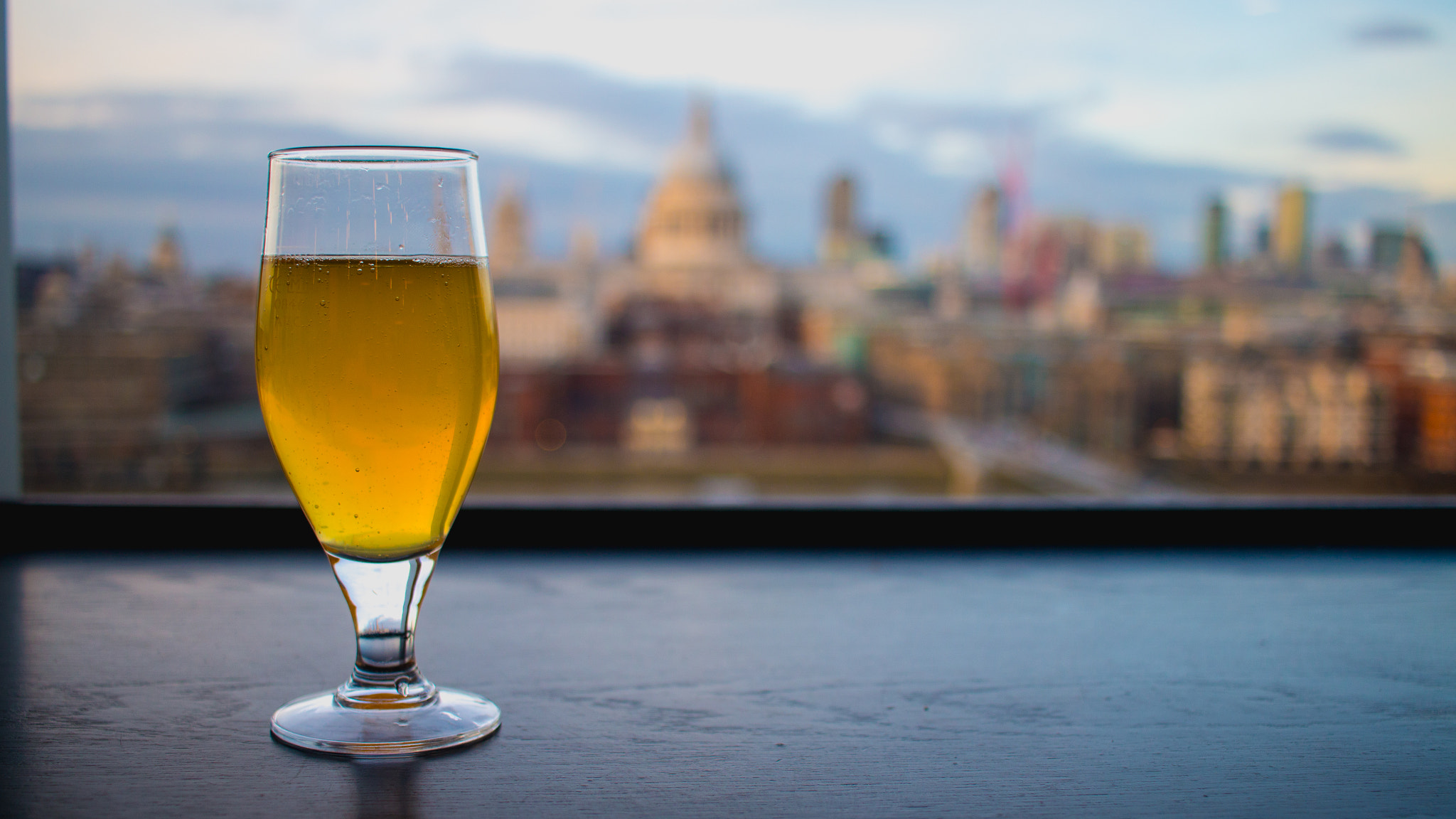 Canon EOS 70D sample photo. Cider in london photography