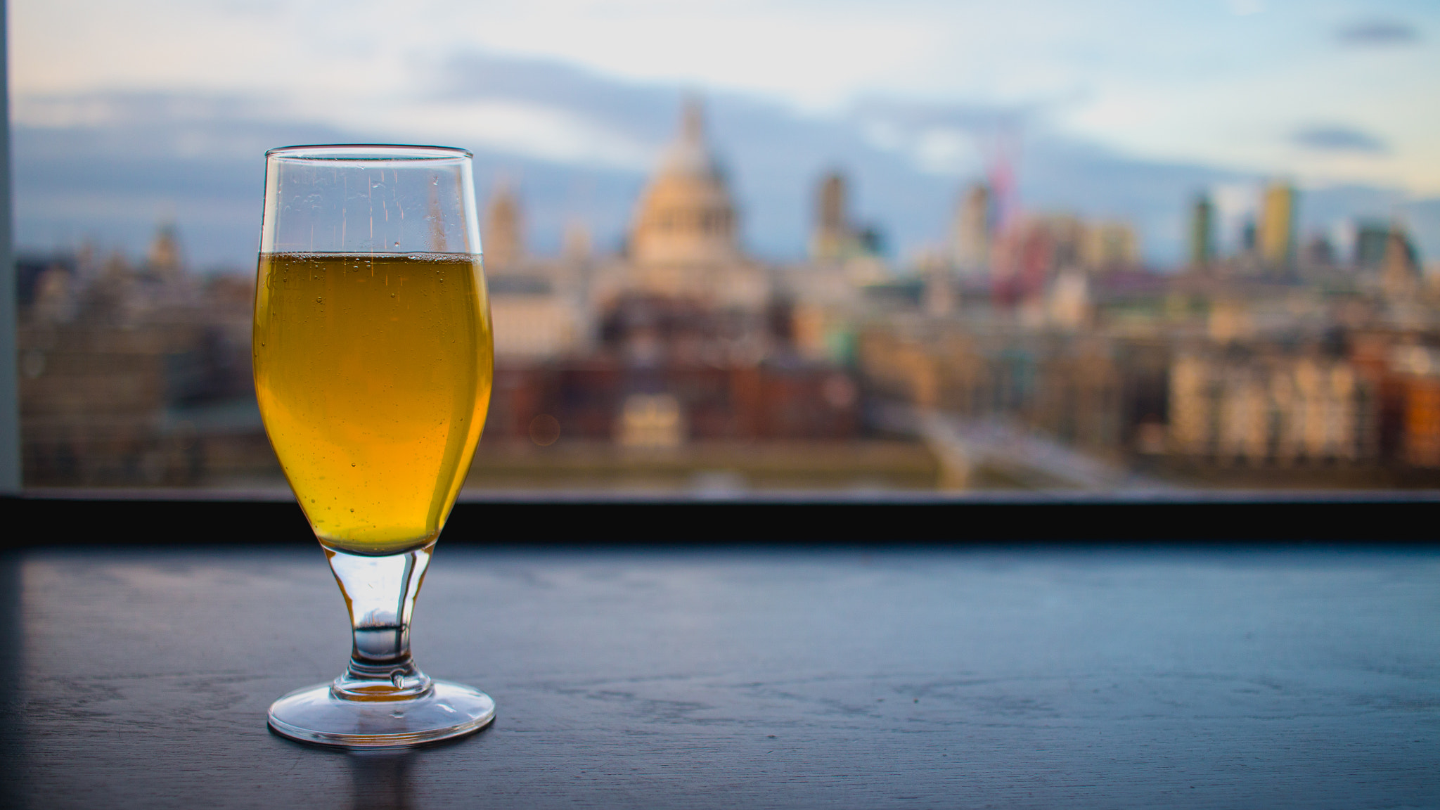 Canon EF-S 24mm F2.8 STM sample photo. Cider in london photography