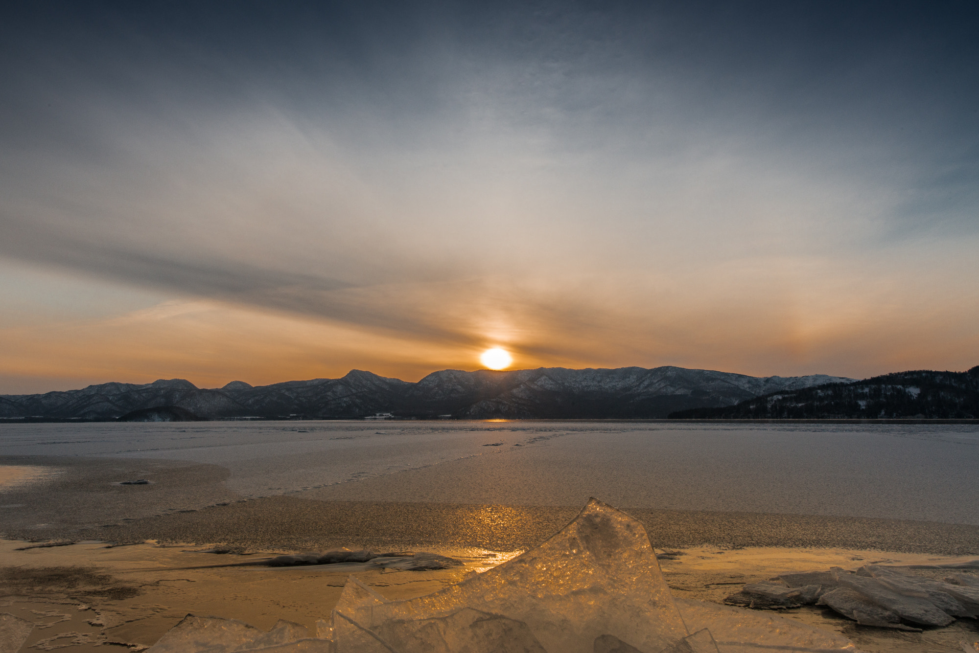 Nikon AF-S Nikkor 14-24mm F2.8G ED sample photo. Winter dusk photography