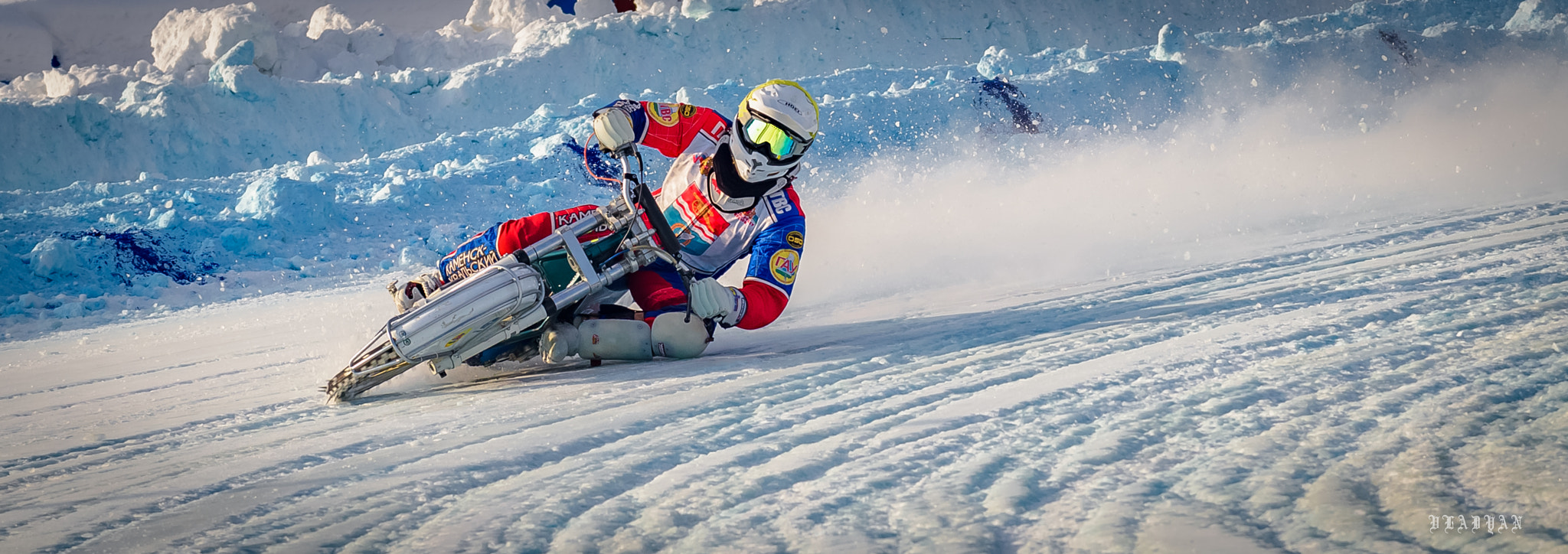 Nikon AF-S Nikkor 70-200mm F4G ED VR sample photo. Ice speedway russia photography