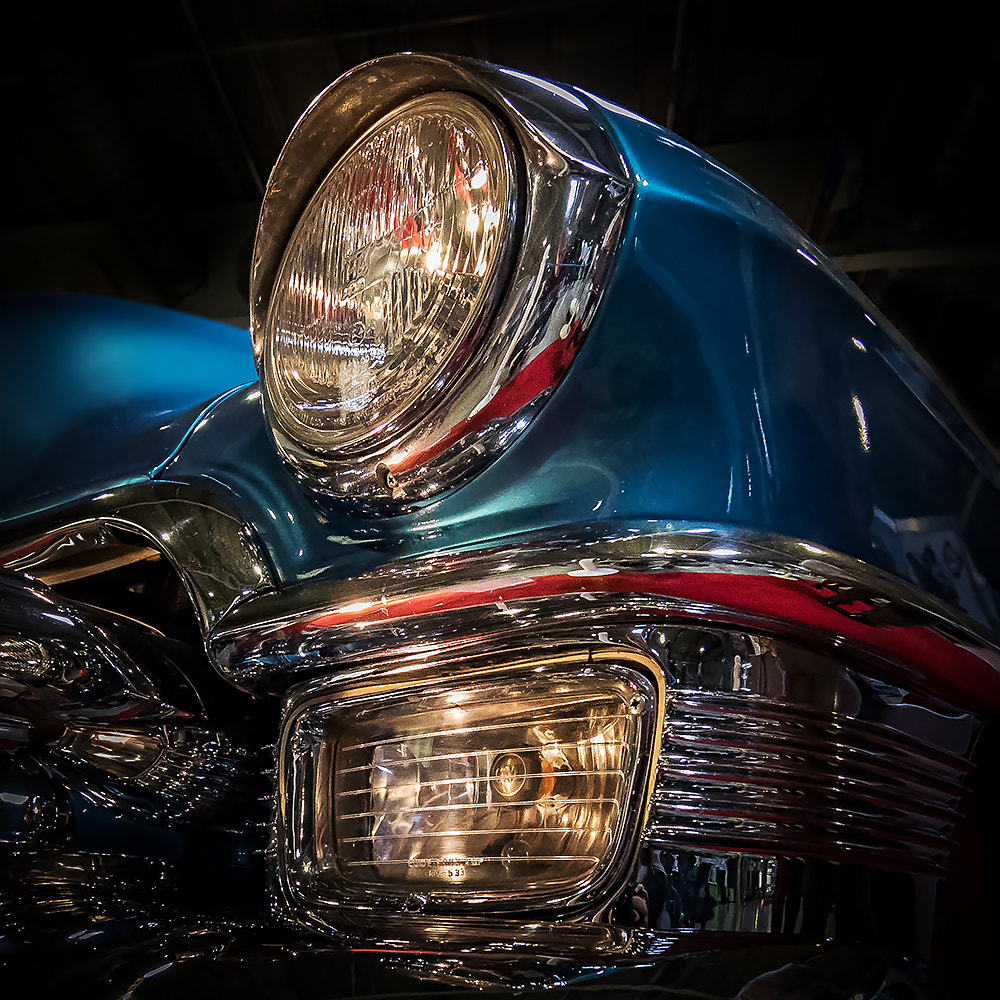 Canon EF 11-24mm F4L USM sample photo. Headlight photography