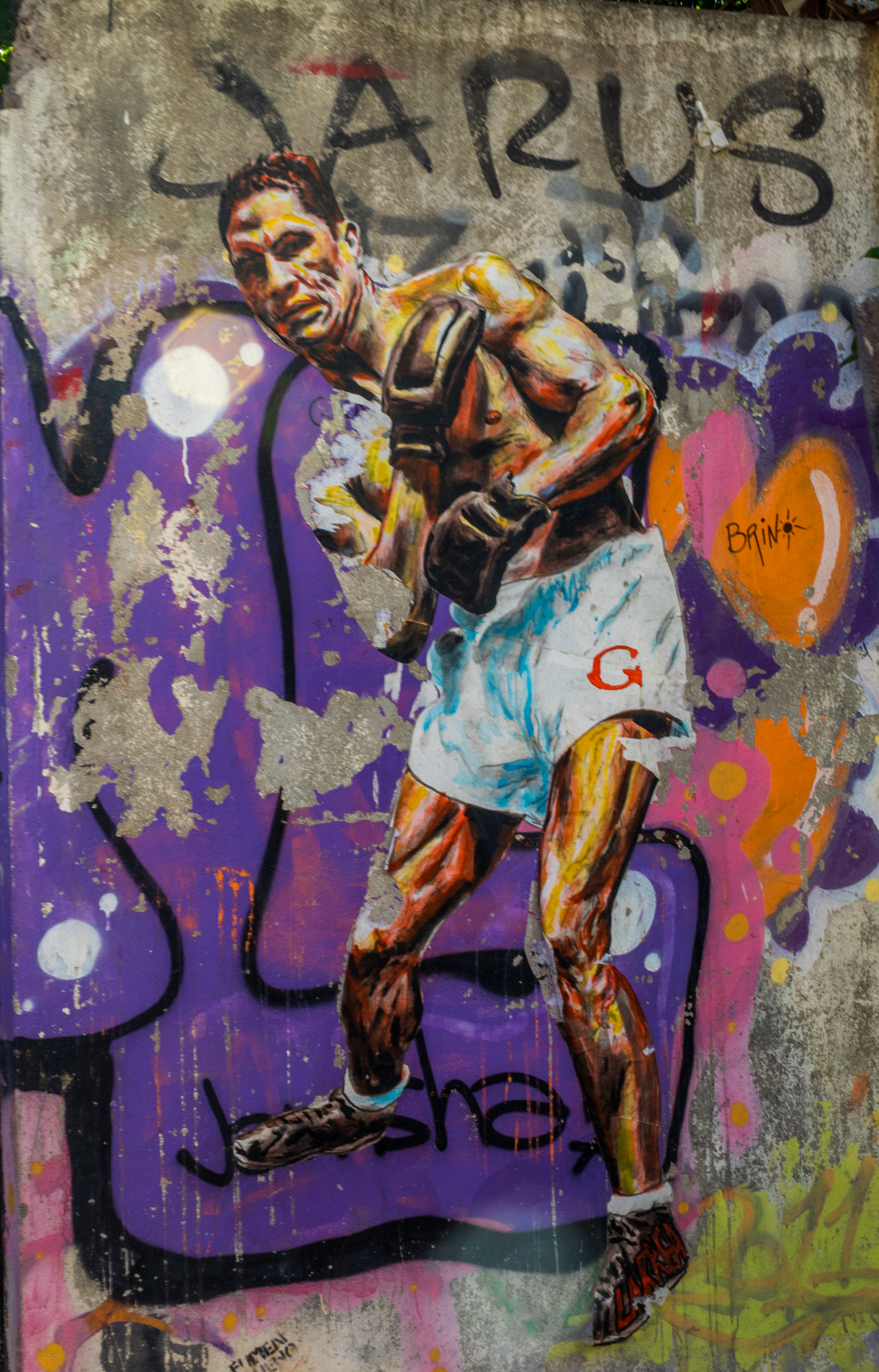 Canon EF-S 18-55mm F3.5-5.6 IS sample photo. Street art photography