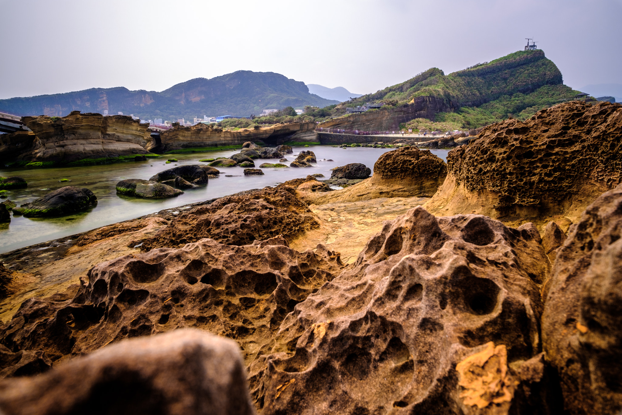 Fujifilm XF 14mm F2.8 R sample photo. Rocks photography