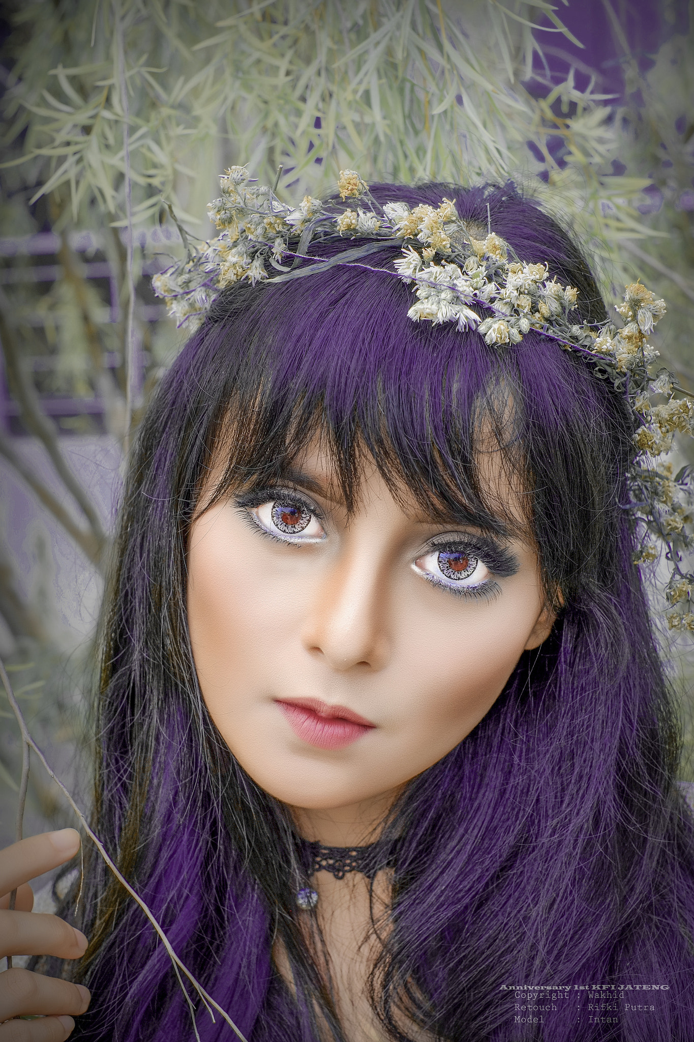 Fujifilm X-E1 + Fujifilm XF 35mm F1.4 R sample photo. Flower crown photography
