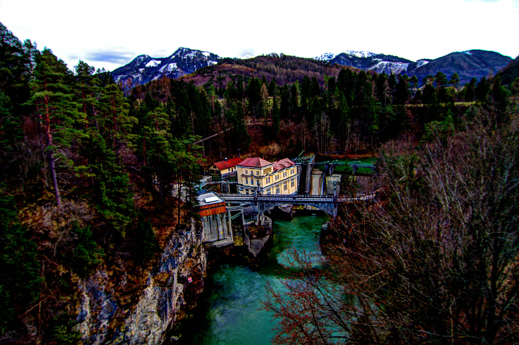 Canon EOS 7D + Tokina AT-X Pro 12-24mm F4 (IF) DX sample photo. Austria photography